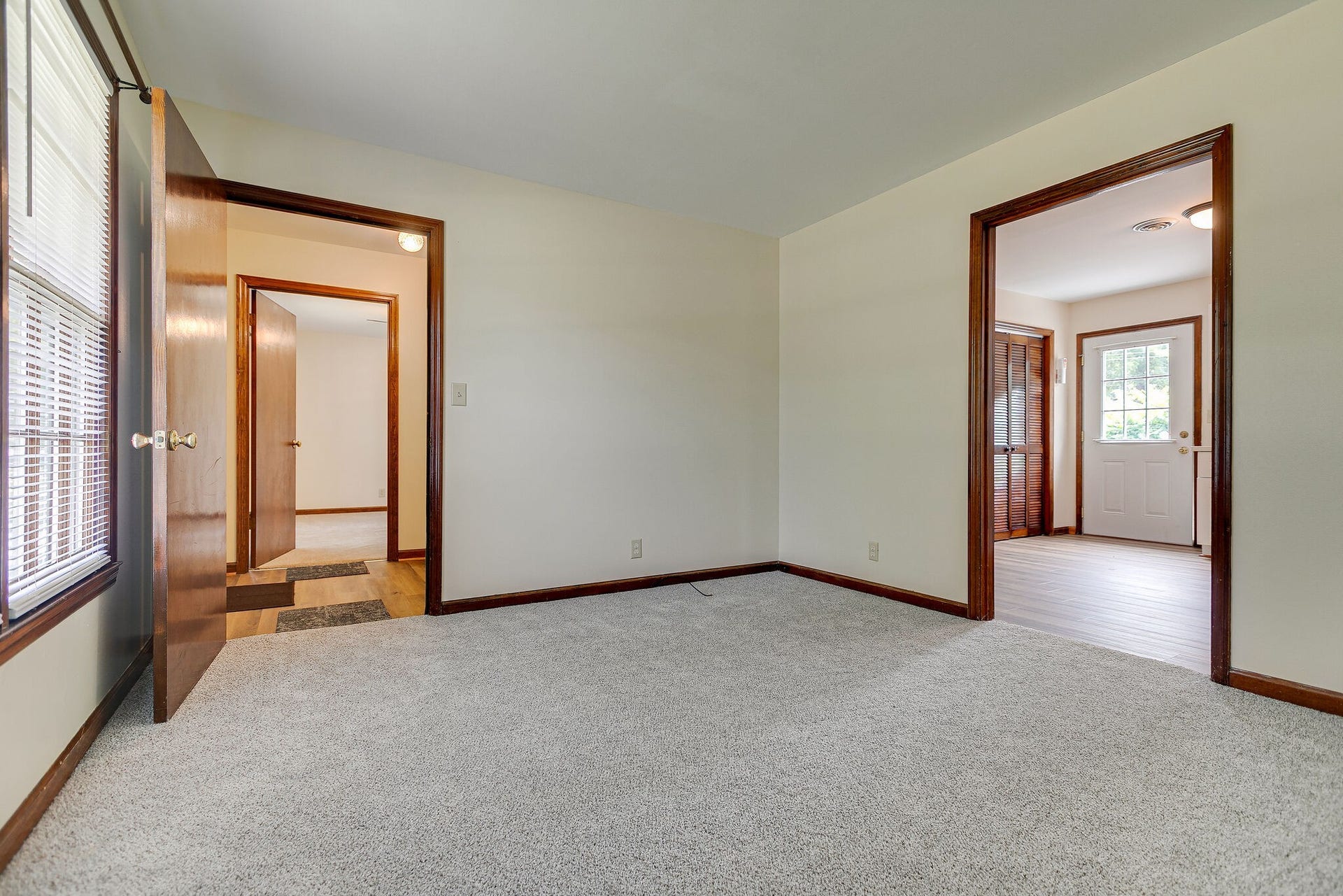 517 Woods Dr, Columbia, TN 38401 517 Woods Dr, Columbia, TN 38401