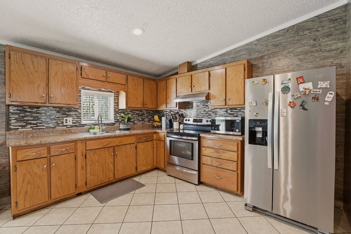 308 Carney St, Shelbyville, TN 37160 308 Carney St, Shelbyville, TN 37160