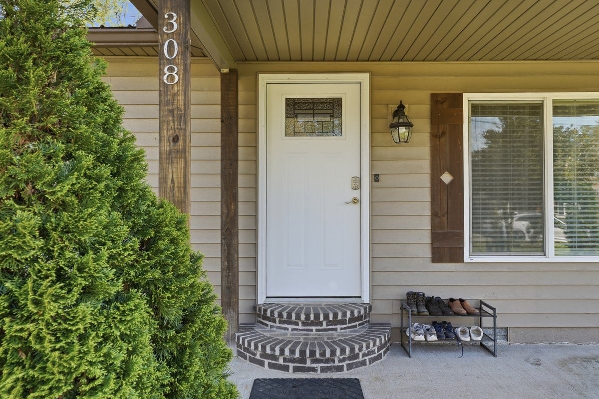 308 Carney St, Shelbyville, TN 37160 308 Carney St, Shelbyville, TN 37160