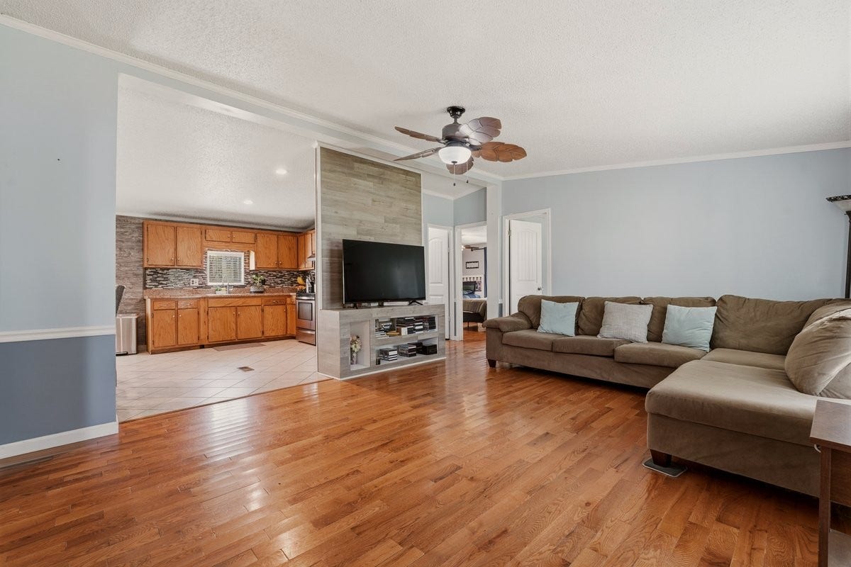 308 Carney St, Shelbyville, TN 37160 308 Carney St, Shelbyville, TN 37160