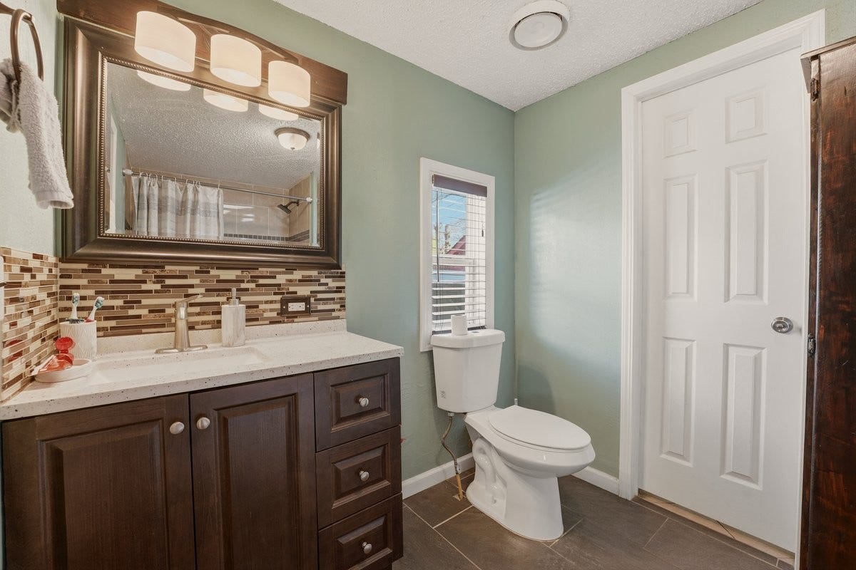 308 Carney St, Shelbyville, TN 37160 308 Carney St, Shelbyville, TN 37160