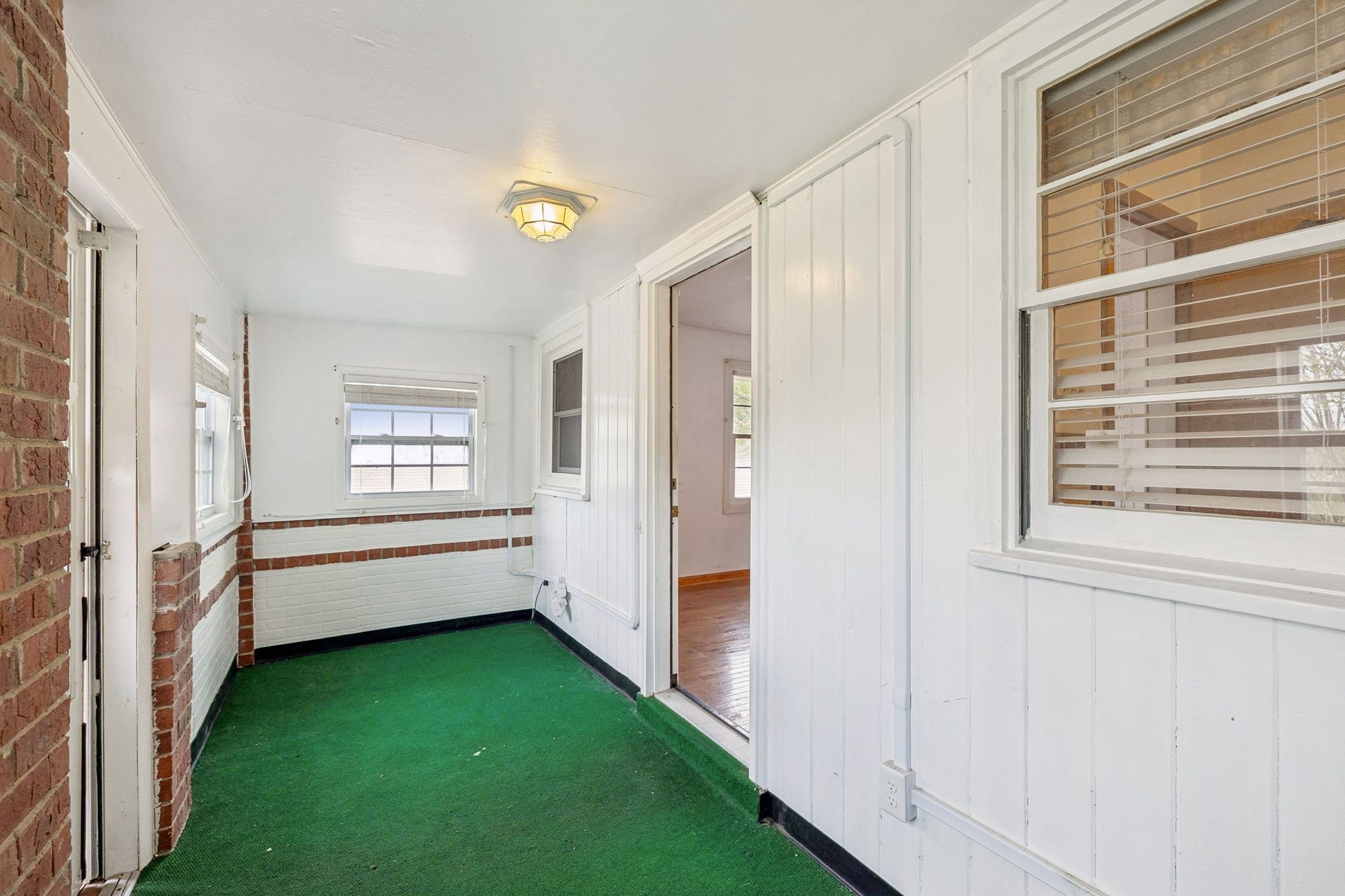 1031 College Ave, Nashville, TN 37209 1031 College Ave, Nashville, TN 37209
