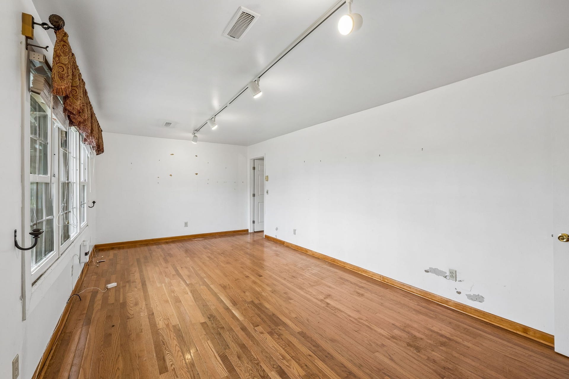1031 College Ave, Nashville, TN 37209 1031 College Ave, Nashville, TN 37209