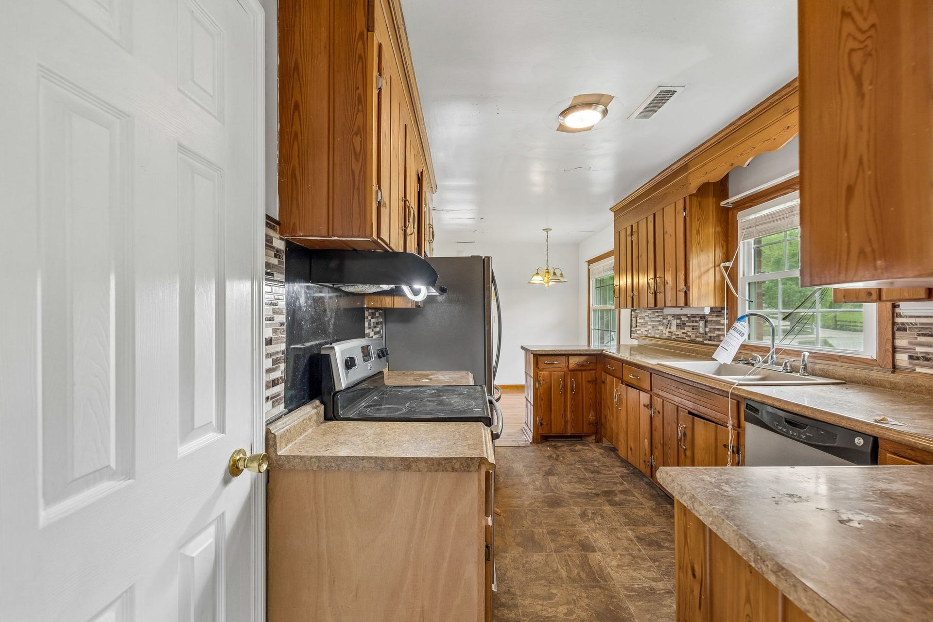 1031 College Ave, Nashville, TN 37209 1031 College Ave, Nashville, TN 37209