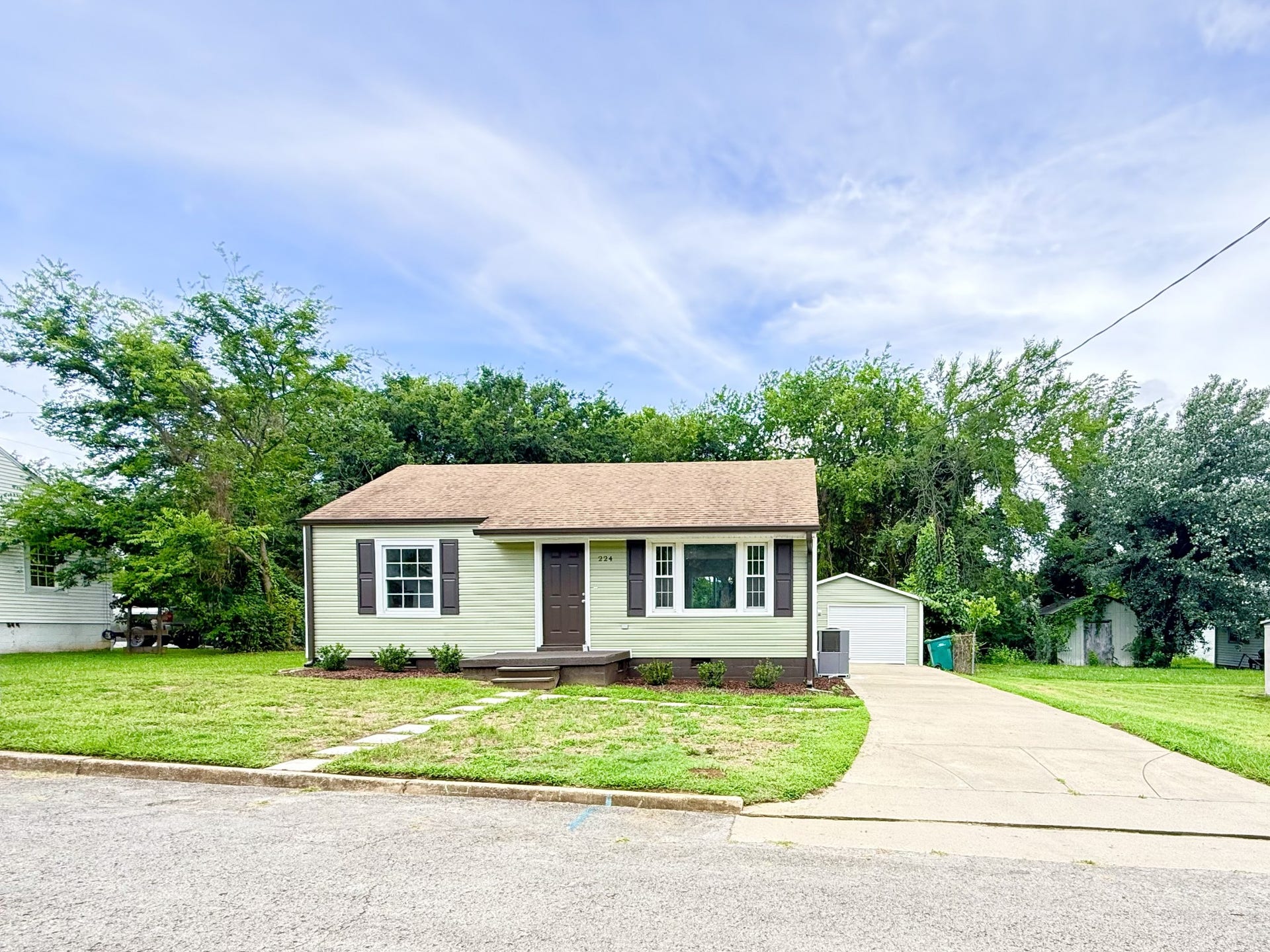 224 Hardison Ave, Lewisburg, TN 37091 224 Hardison Ave, Lewisburg, TN 37091