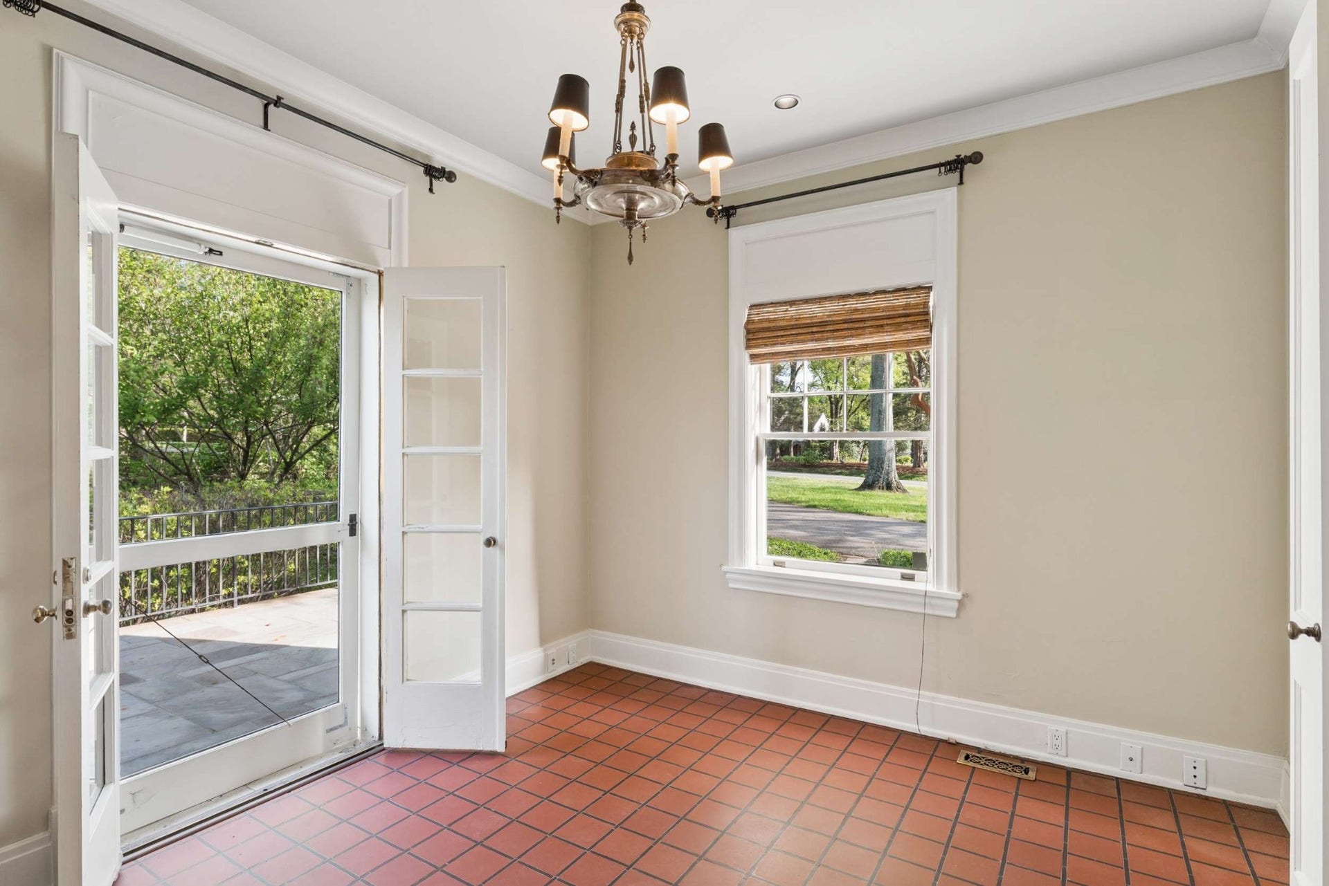 4414 Howell Pl, Nashville, TN 37205