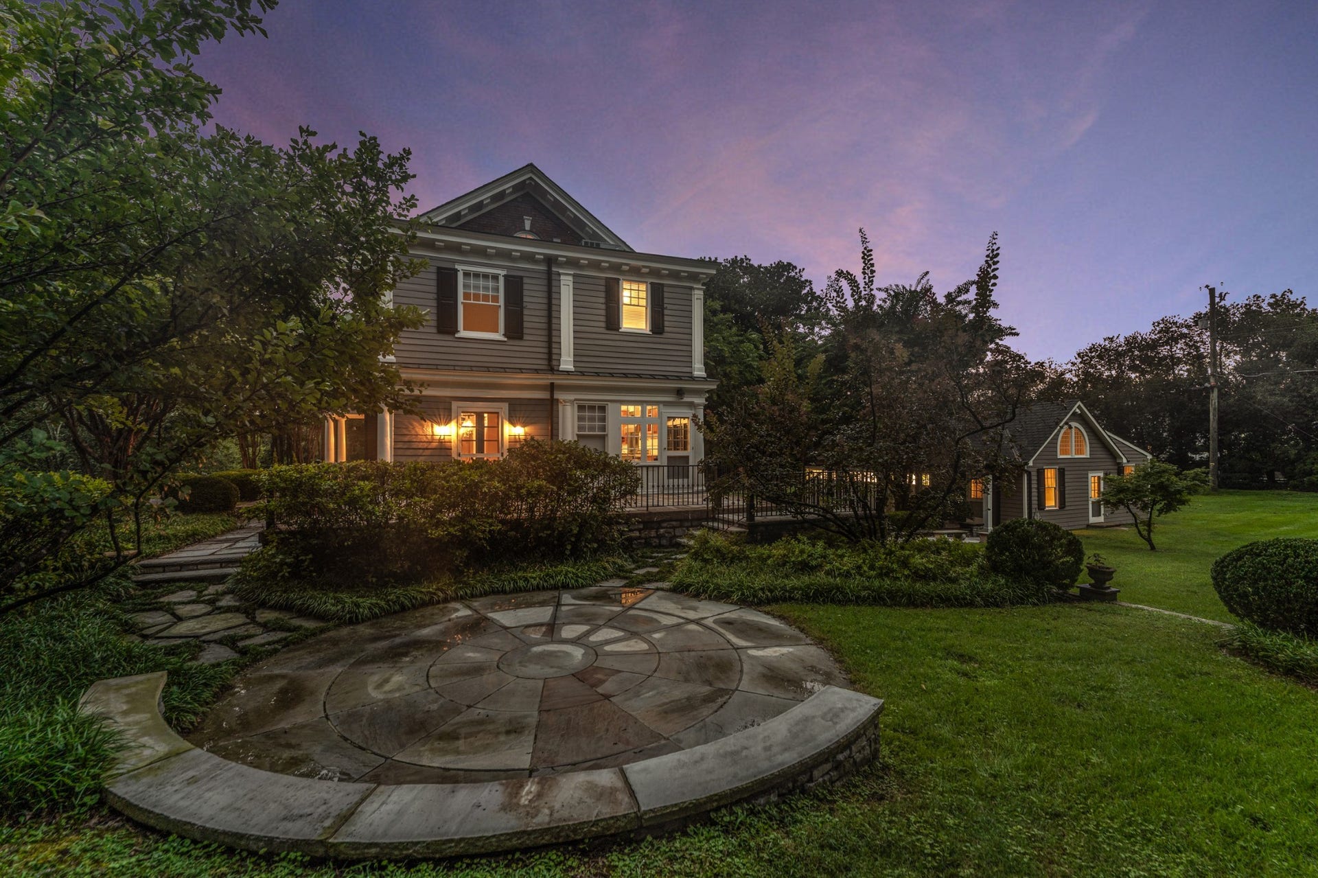 4414 Howell Pl, Nashville, TN 37205