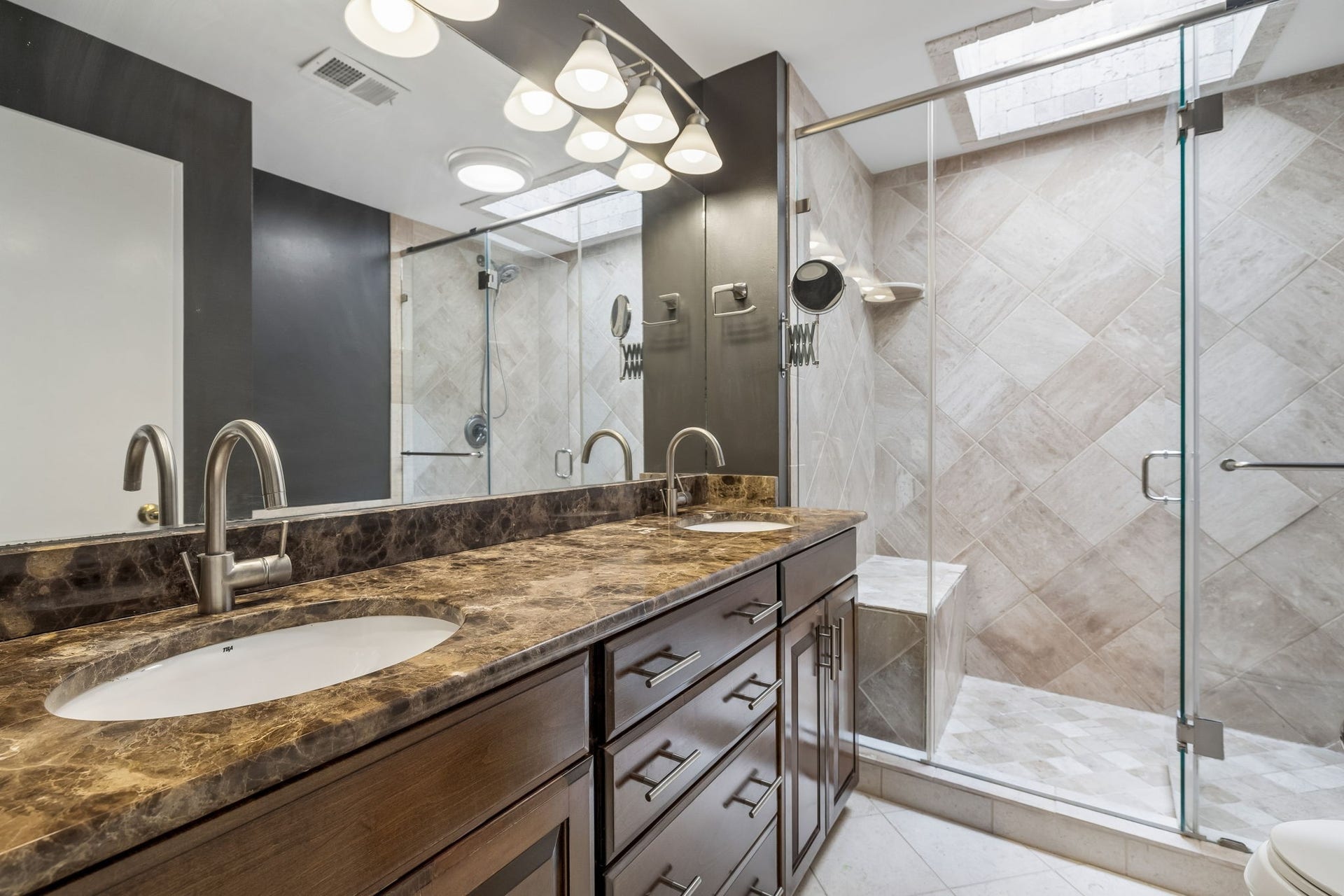 941 Harpeth Trace Dr, Nashville, TN 37221 941 Harpeth Trace Dr, Nashville, TN 37221