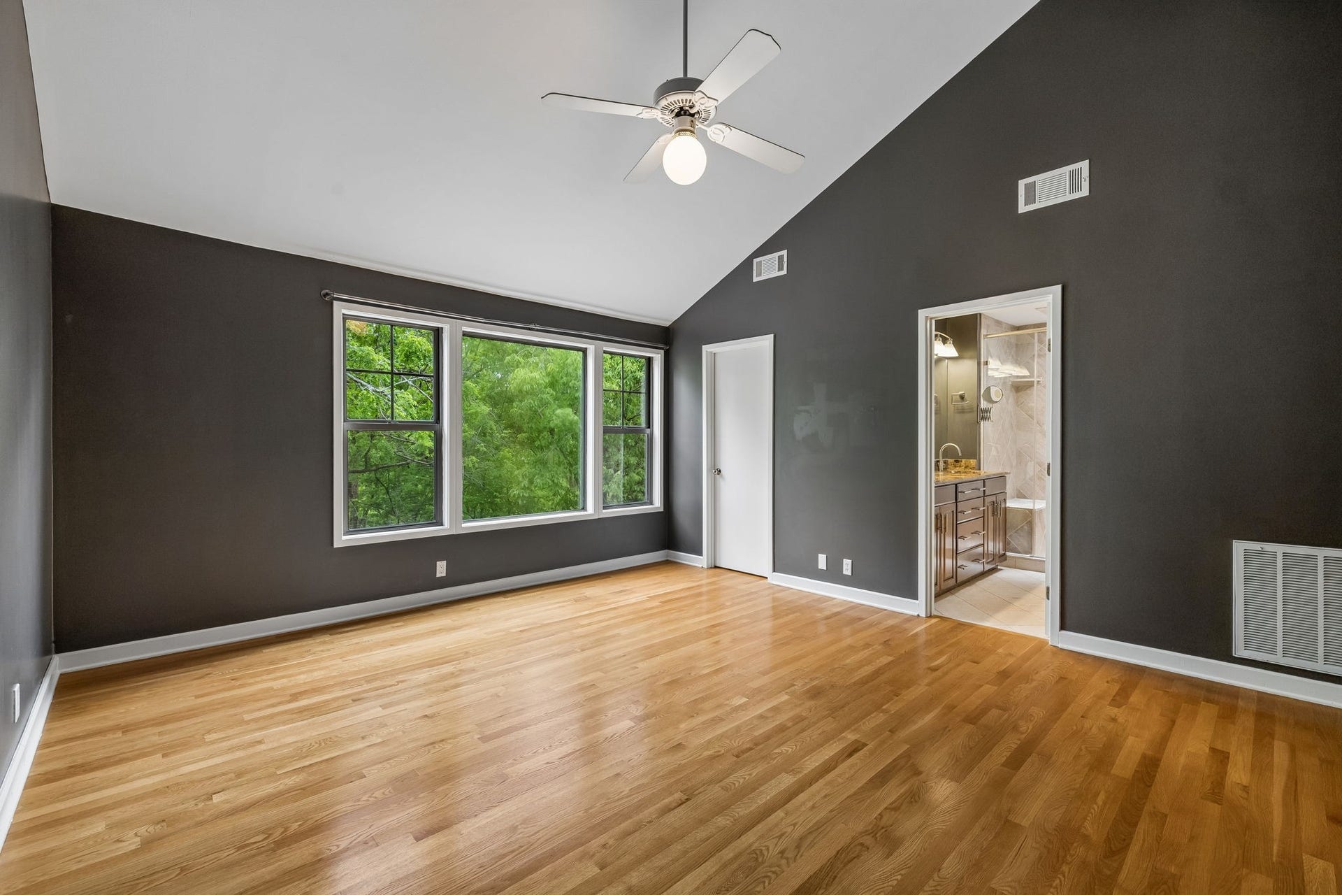 941 Harpeth Trace Dr, Nashville, TN 37221 941 Harpeth Trace Dr, Nashville, TN 37221