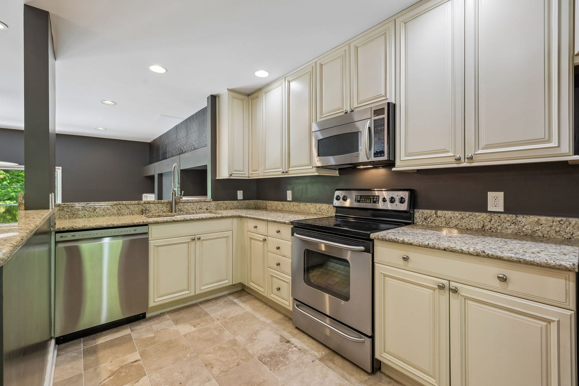 941 Harpeth Trace Dr, Nashville, TN 37221 941 Harpeth Trace Dr, Nashville, TN 37221