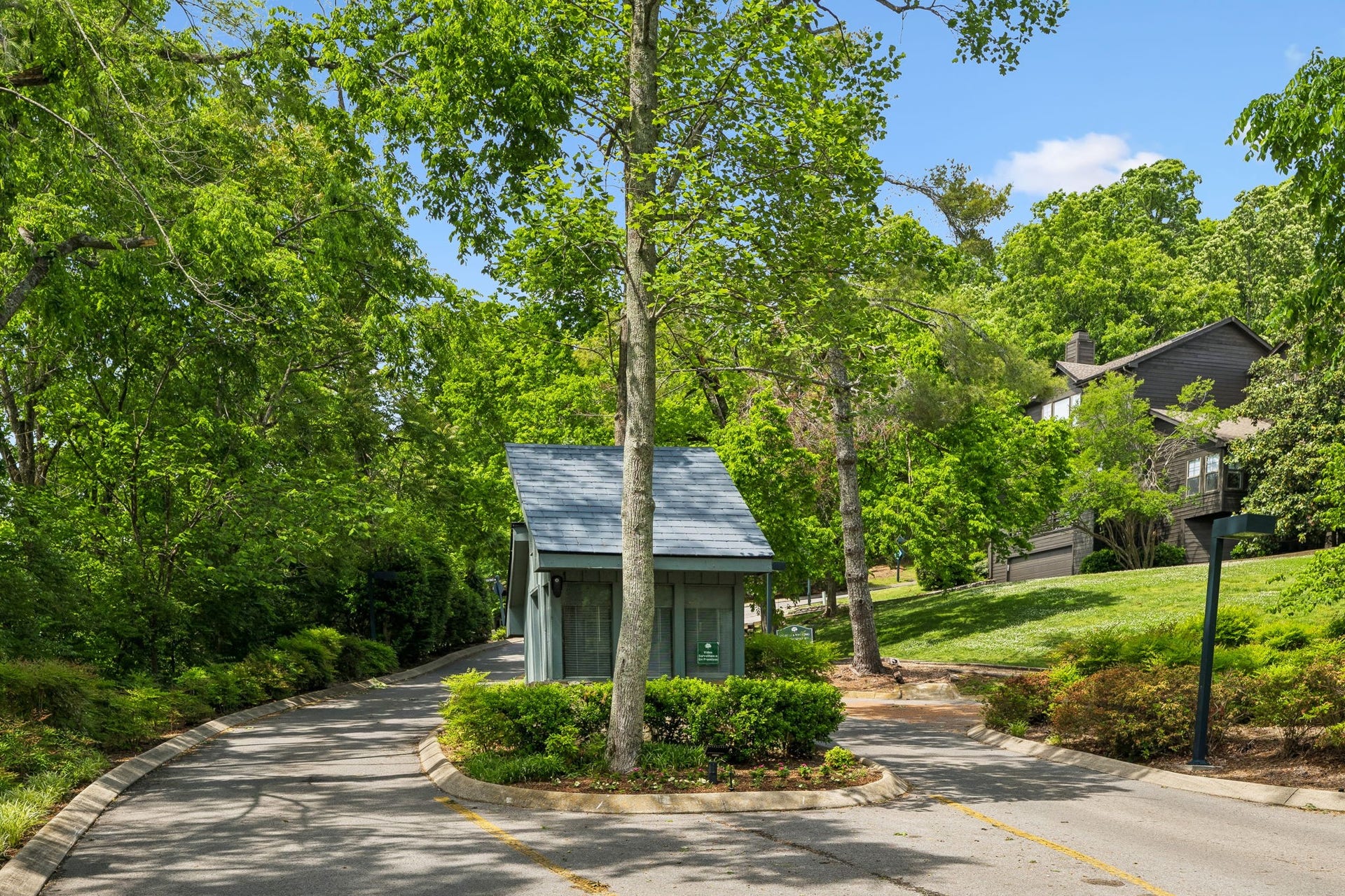 941 Harpeth Trace Dr, Nashville, TN 37221 941 Harpeth Trace Dr, Nashville, TN 37221