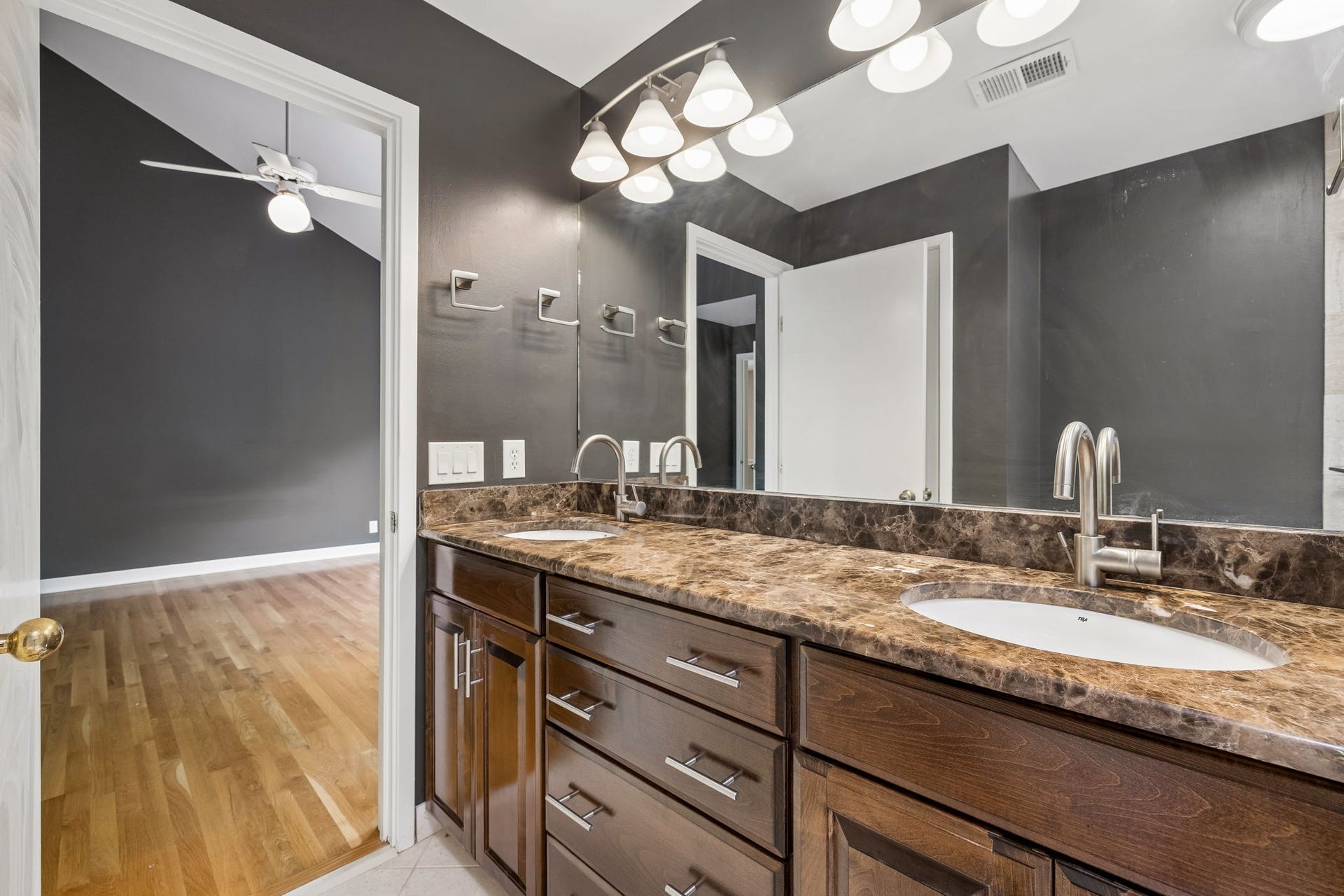 941 Harpeth Trace Dr, Nashville, TN 37221 941 Harpeth Trace Dr, Nashville, TN 37221