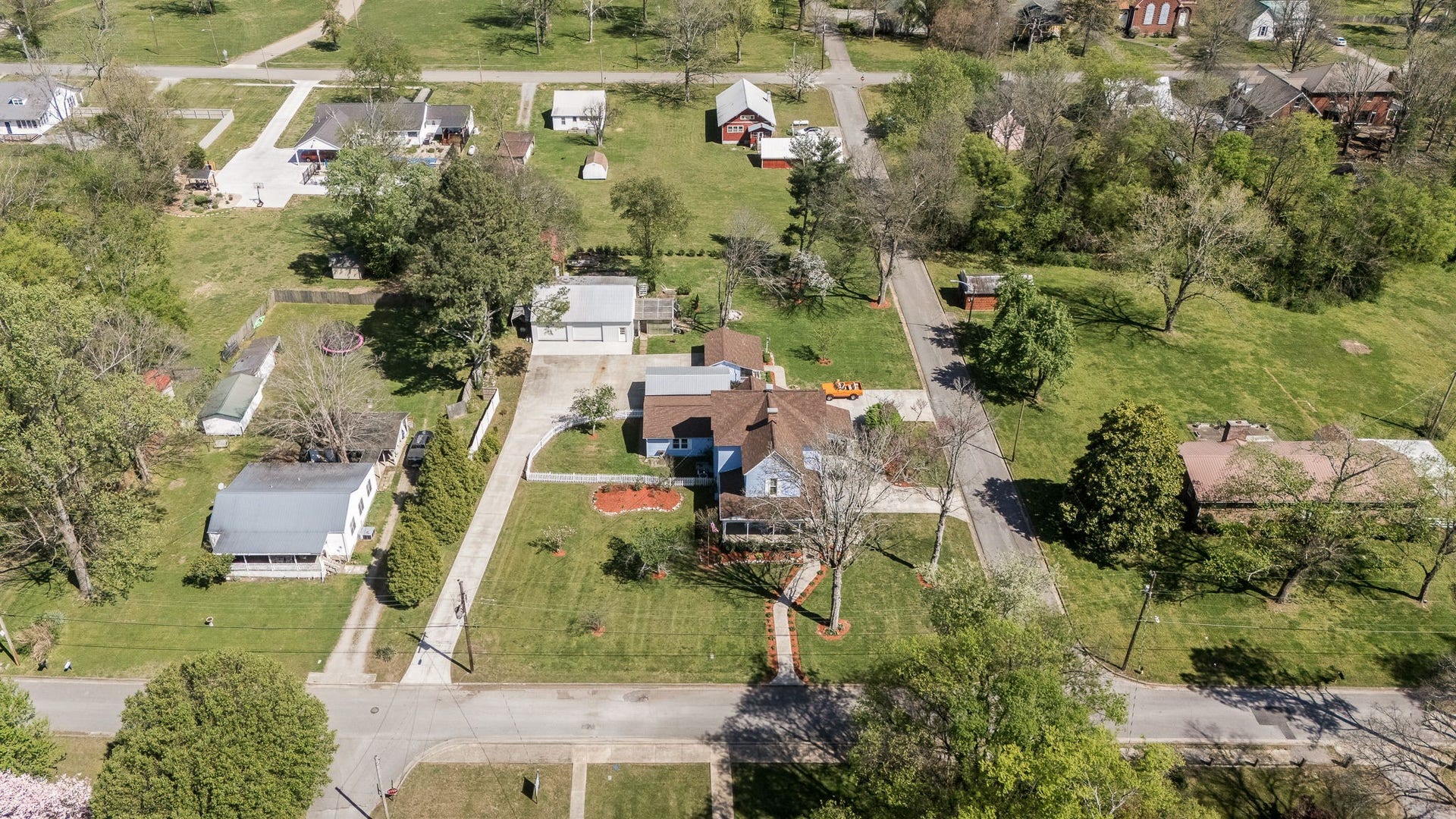 202 High Street, Bell Buckle, TN 37020 202 High Street, Bell Buckle, TN 37020