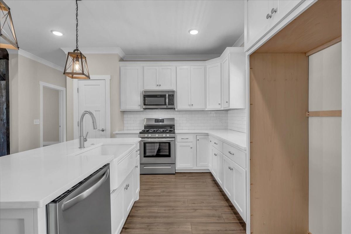 188 Bluegrass Road, Manchester, TN 37355 188 Bluegrass Road, Manchester, TN 37355