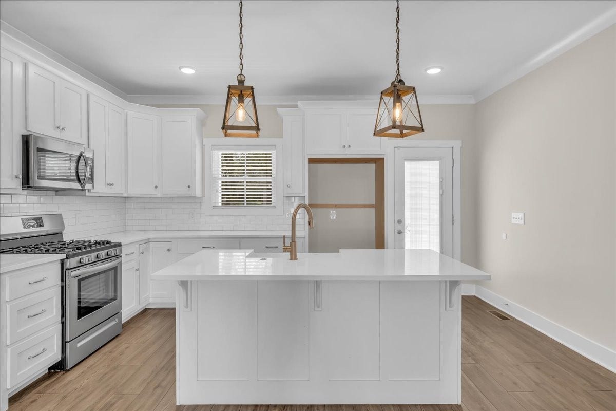 188 Bluegrass Road, Manchester, TN 37355 188 Bluegrass Road, Manchester, TN 37355