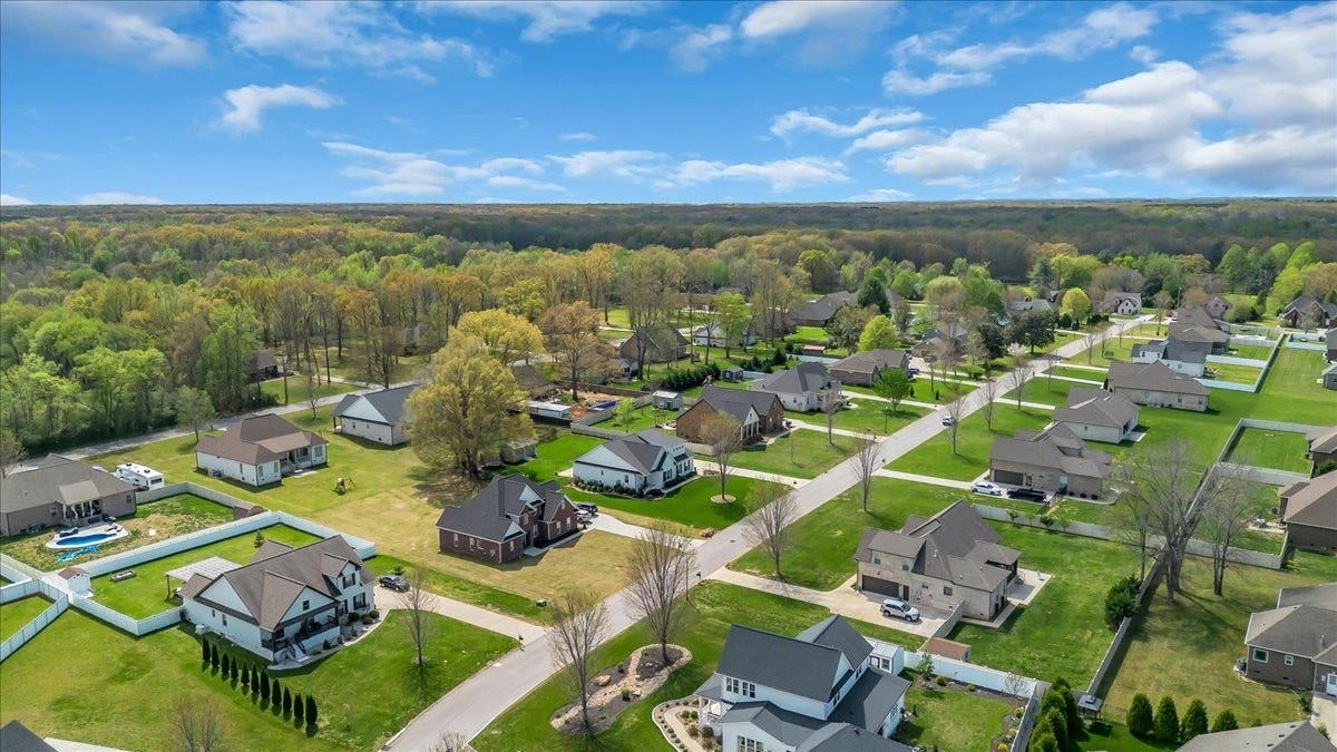 188 Bluegrass Road, Manchester, TN 37355 188 Bluegrass Road, Manchester, TN 37355