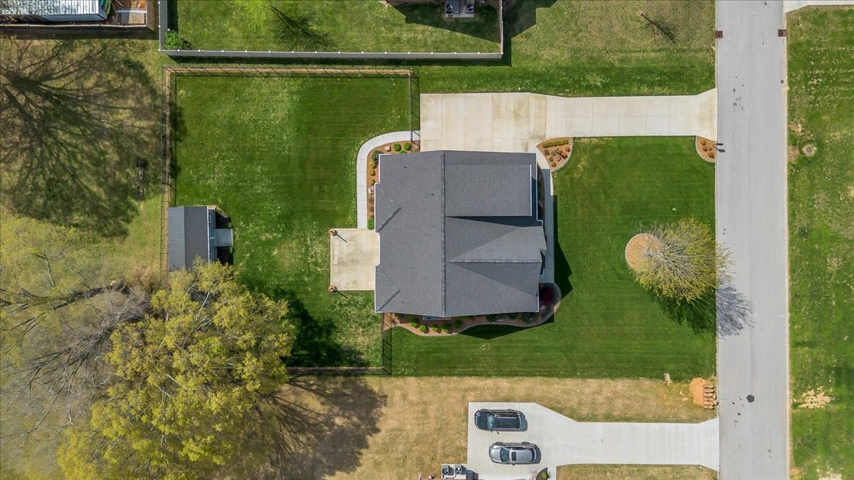188 Bluegrass Road, Manchester, TN 37355 188 Bluegrass Road, Manchester, TN 37355