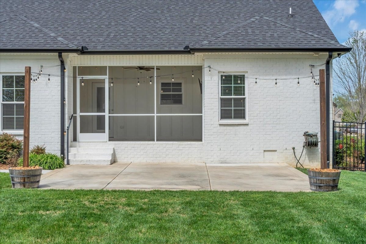 188 Bluegrass Road, Manchester, TN 37355 188 Bluegrass Road, Manchester, TN 37355