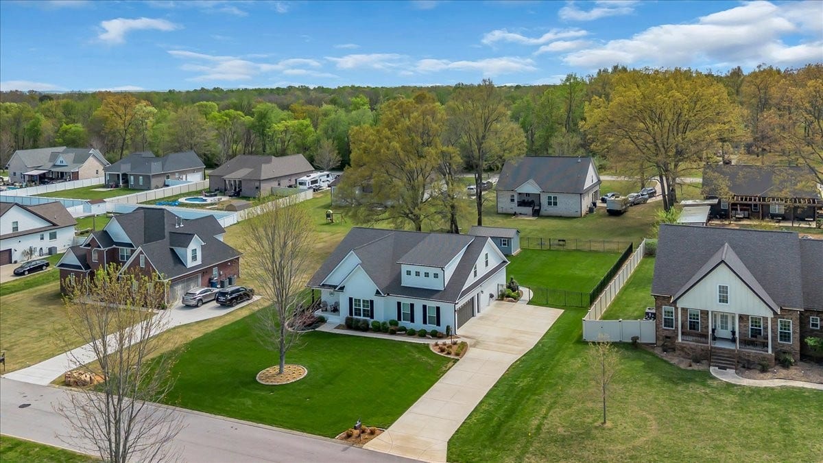 188 Bluegrass Road, Manchester, TN 37355 188 Bluegrass Road, Manchester, TN 37355