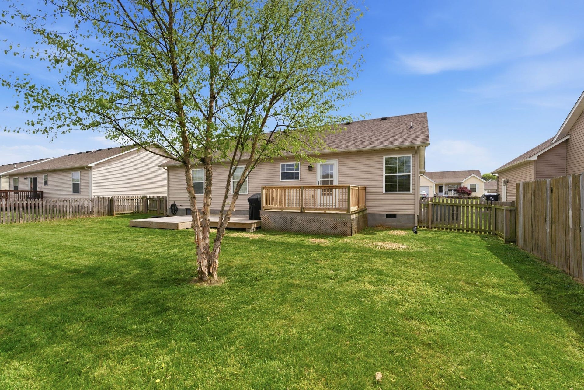 1824 Elizabeth Ln, Columbia, TN 38401 1824 Elizabeth Ln, Columbia, TN 38401