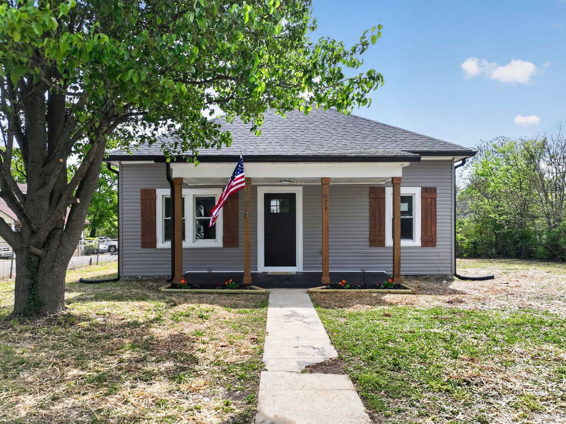 623 4th Ave N, Lewisburg, TN 37091
