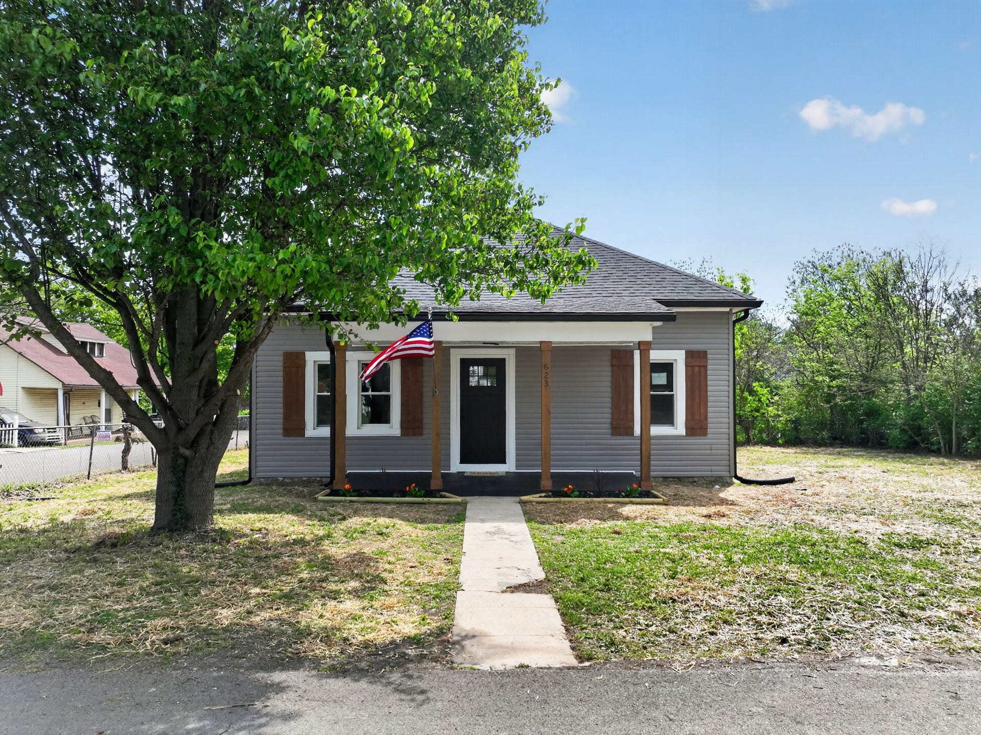 623 4th Ave N, Lewisburg, TN 37091
