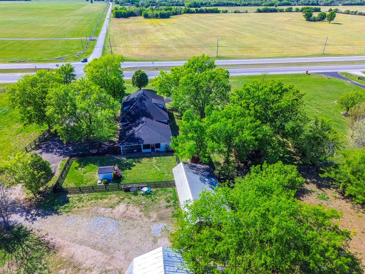 3702 Highway 231 N, Shelbyville, TN 37160 3702 Highway 231 N, Shelbyville, TN 37160