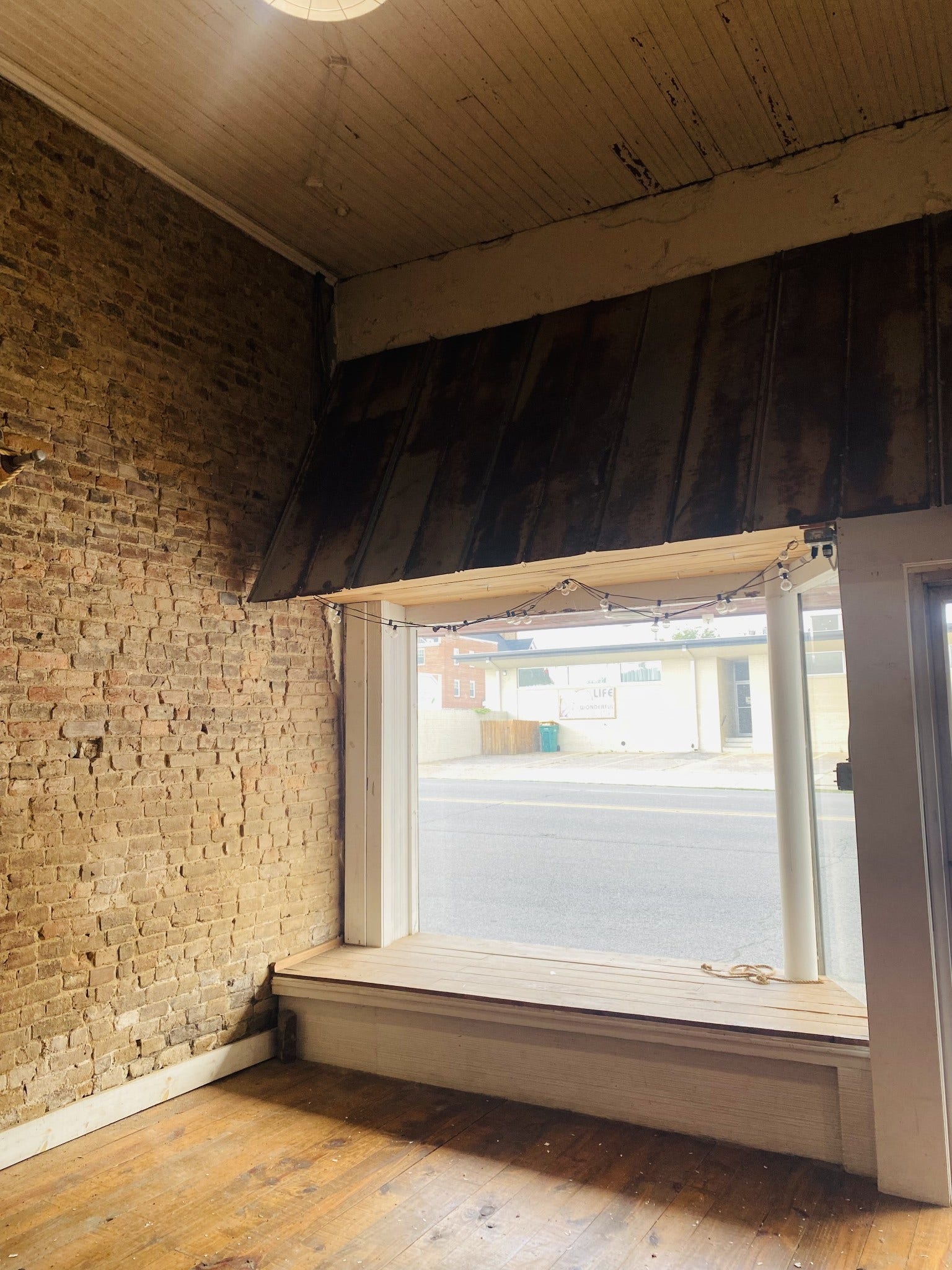 221 W Commerce St, Lewisburg, TN 37091 221 W Commerce St, Lewisburg, TN 37091