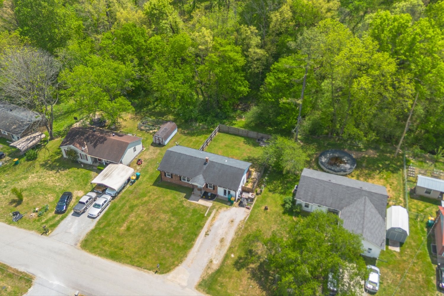 2073 Phillips St, Lewisburg, TN 37091
