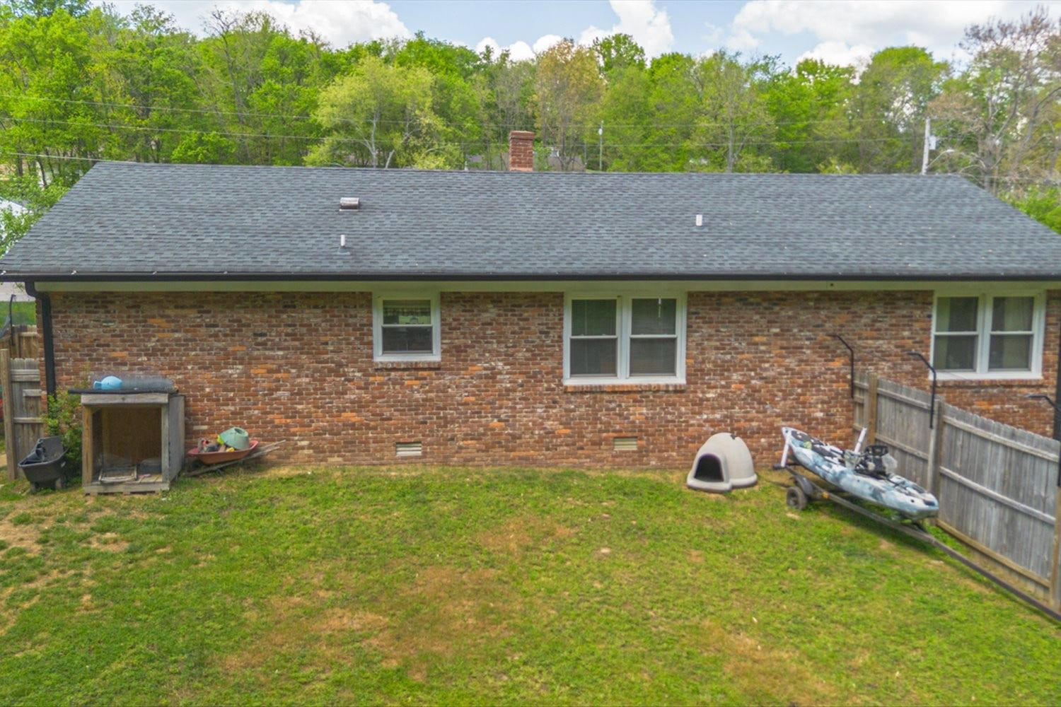 2073 Phillips St, Lewisburg, TN 37091