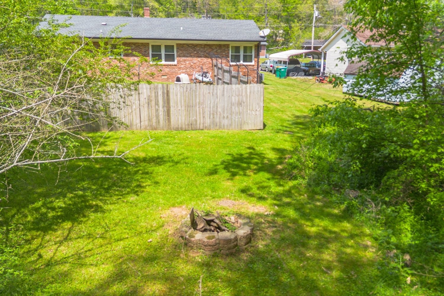 2073 Phillips St, Lewisburg, TN 37091