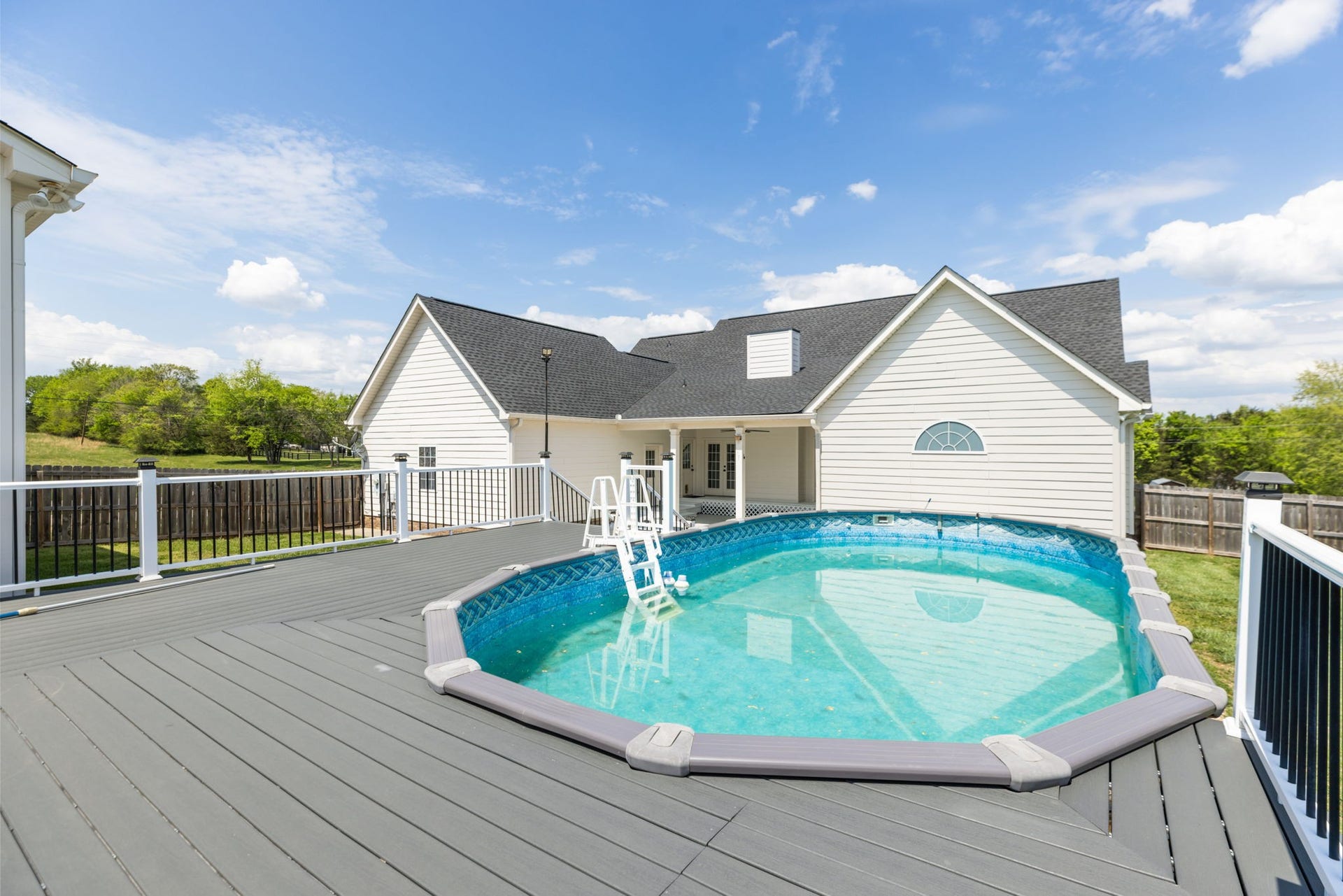 1633 Hayes Denton Rd, Columbia, TN 38401 1633 Hayes Denton Rd, Columbia, TN 38401