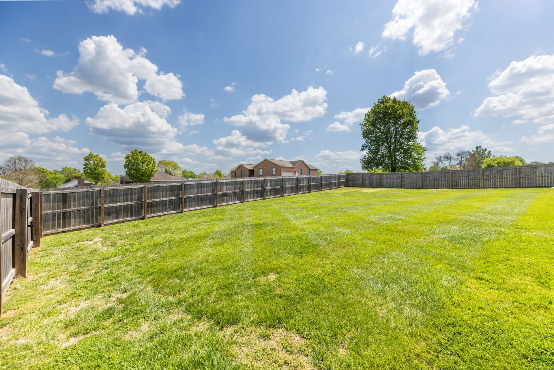 1633 Hayes Denton Rd, Columbia, TN 38401 1633 Hayes Denton Rd, Columbia, TN 38401