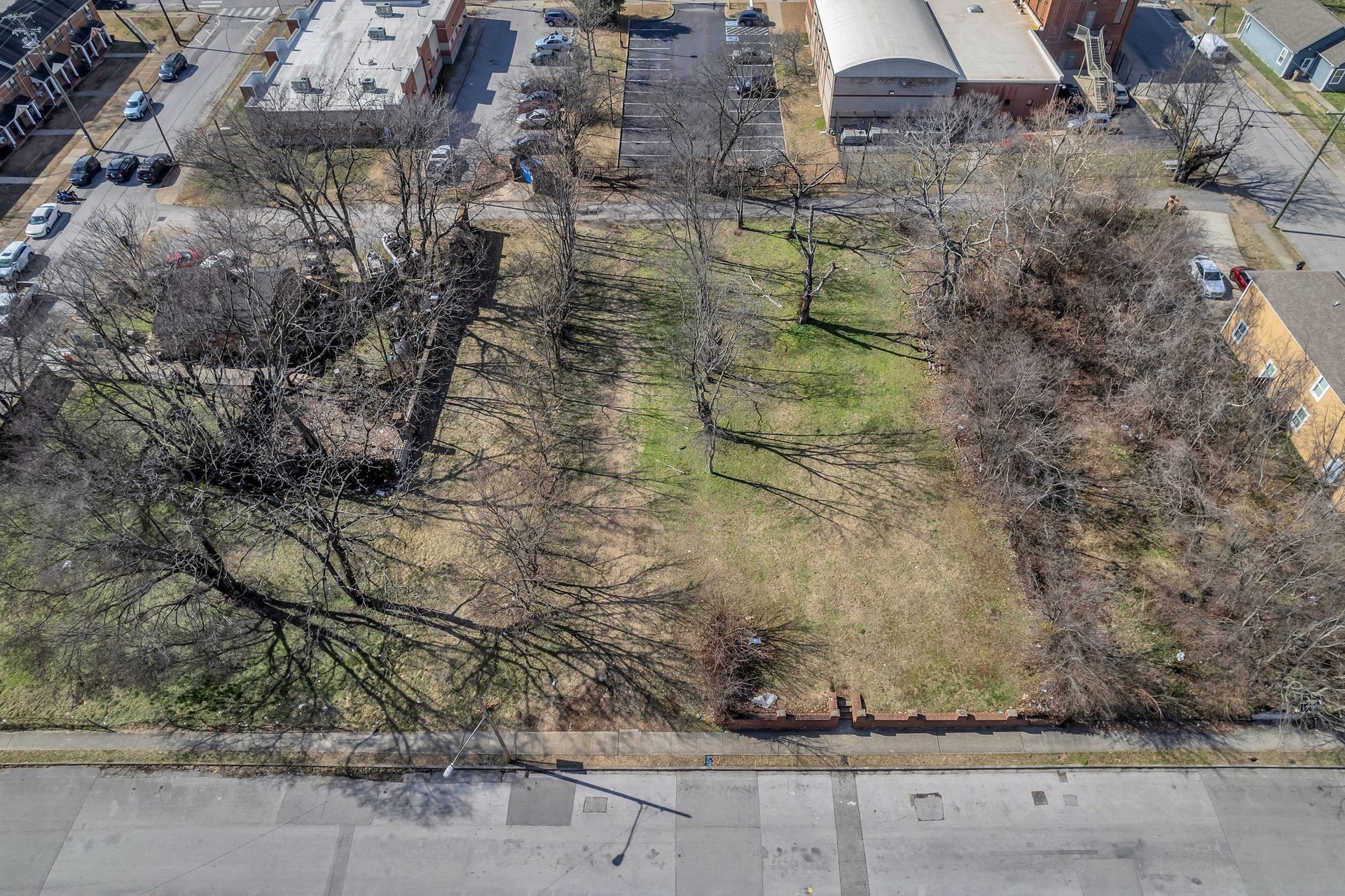 96 Claiborne St, Nashville, TN 37210 96 Claiborne St, Nashville, TN 37210