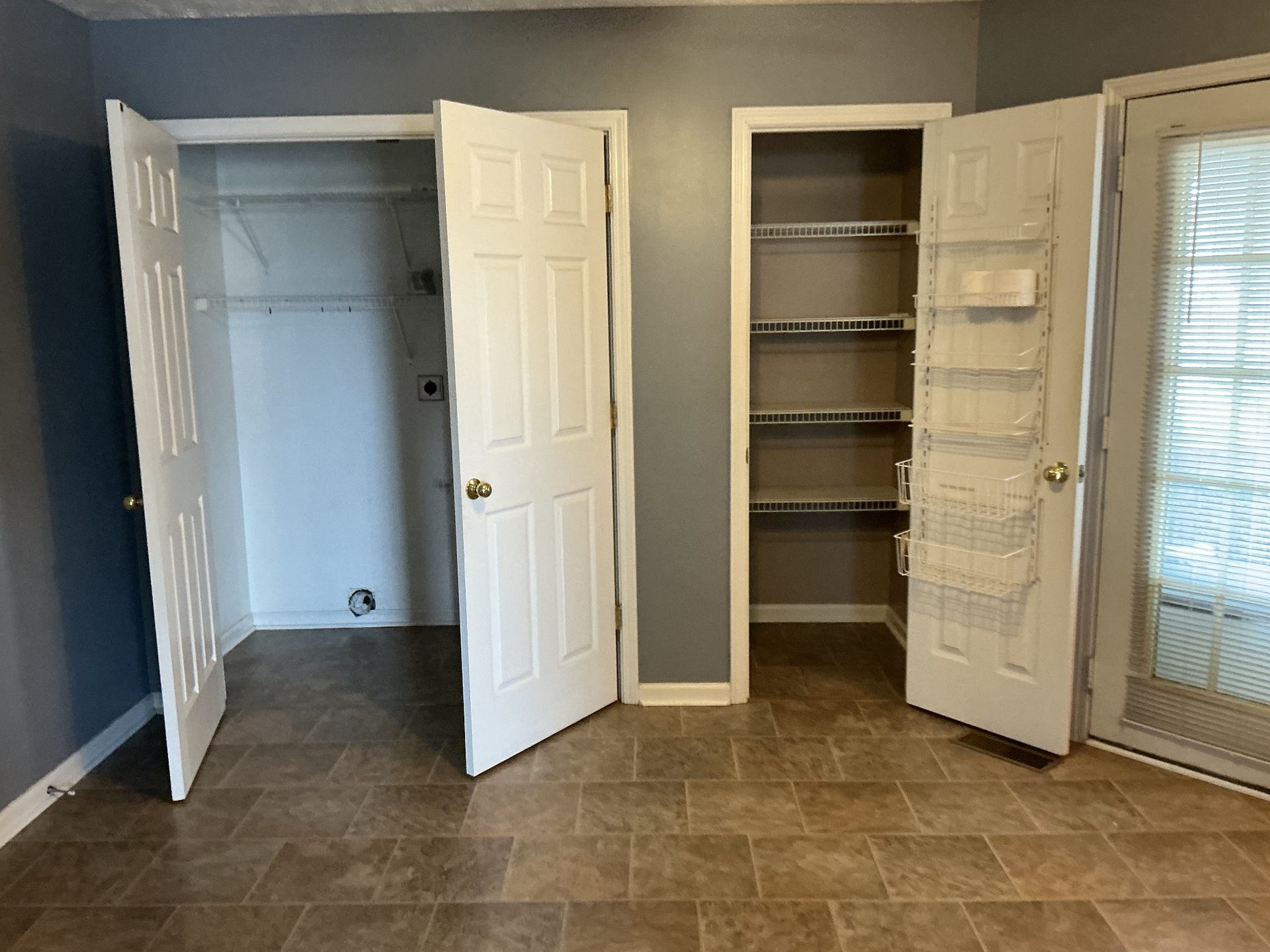 1706 Brittany Ct, Columbia, TN 38401 Washer/Dryer and Pantry