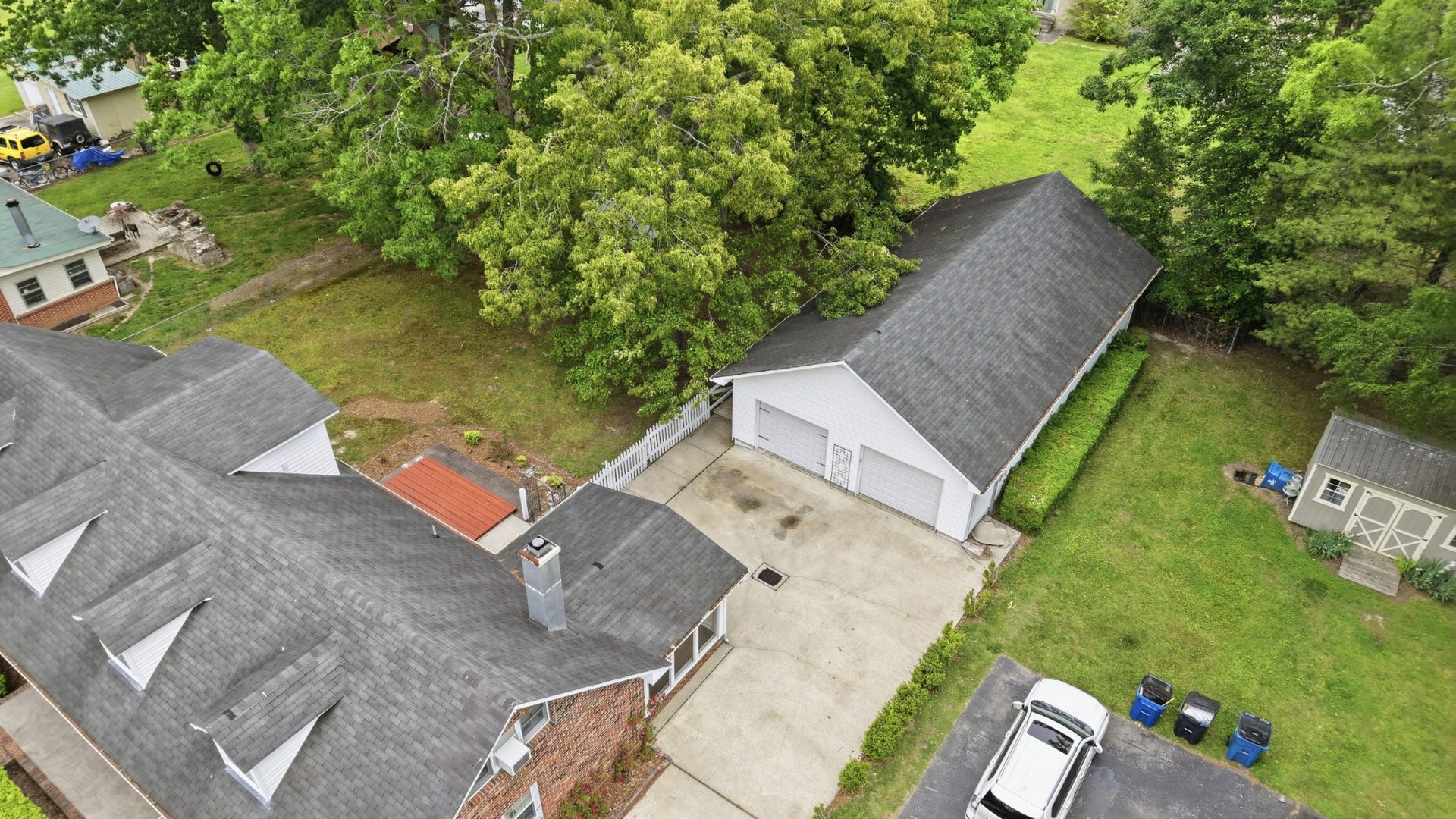 1205 Woodcrest Dr, Manchester, TN 37355 1205 Woodcrest Dr, Manchester, TN 37355