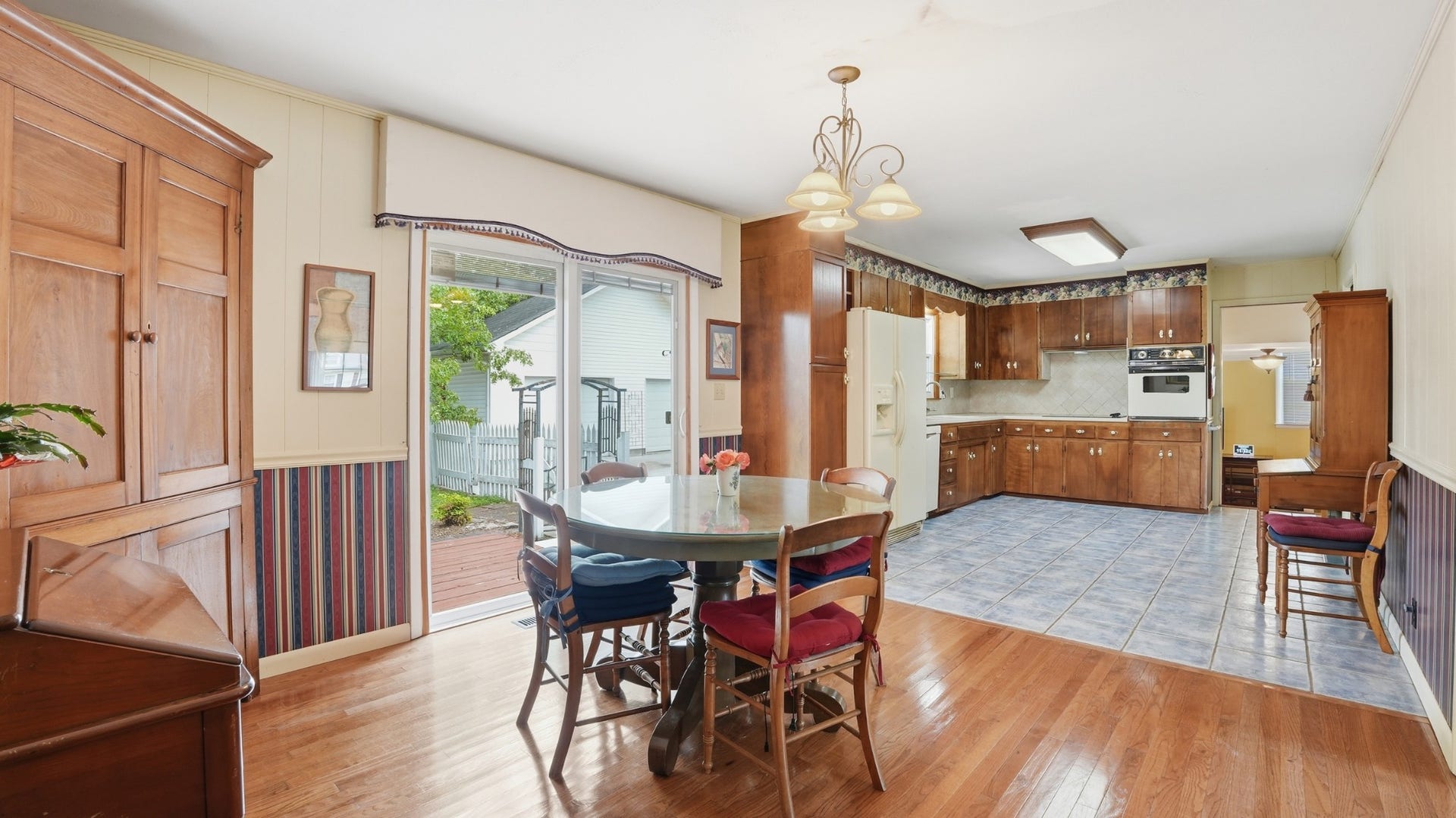 1205 Woodcrest Dr, Manchester, TN 37355 1205 Woodcrest Dr, Manchester, TN 37355