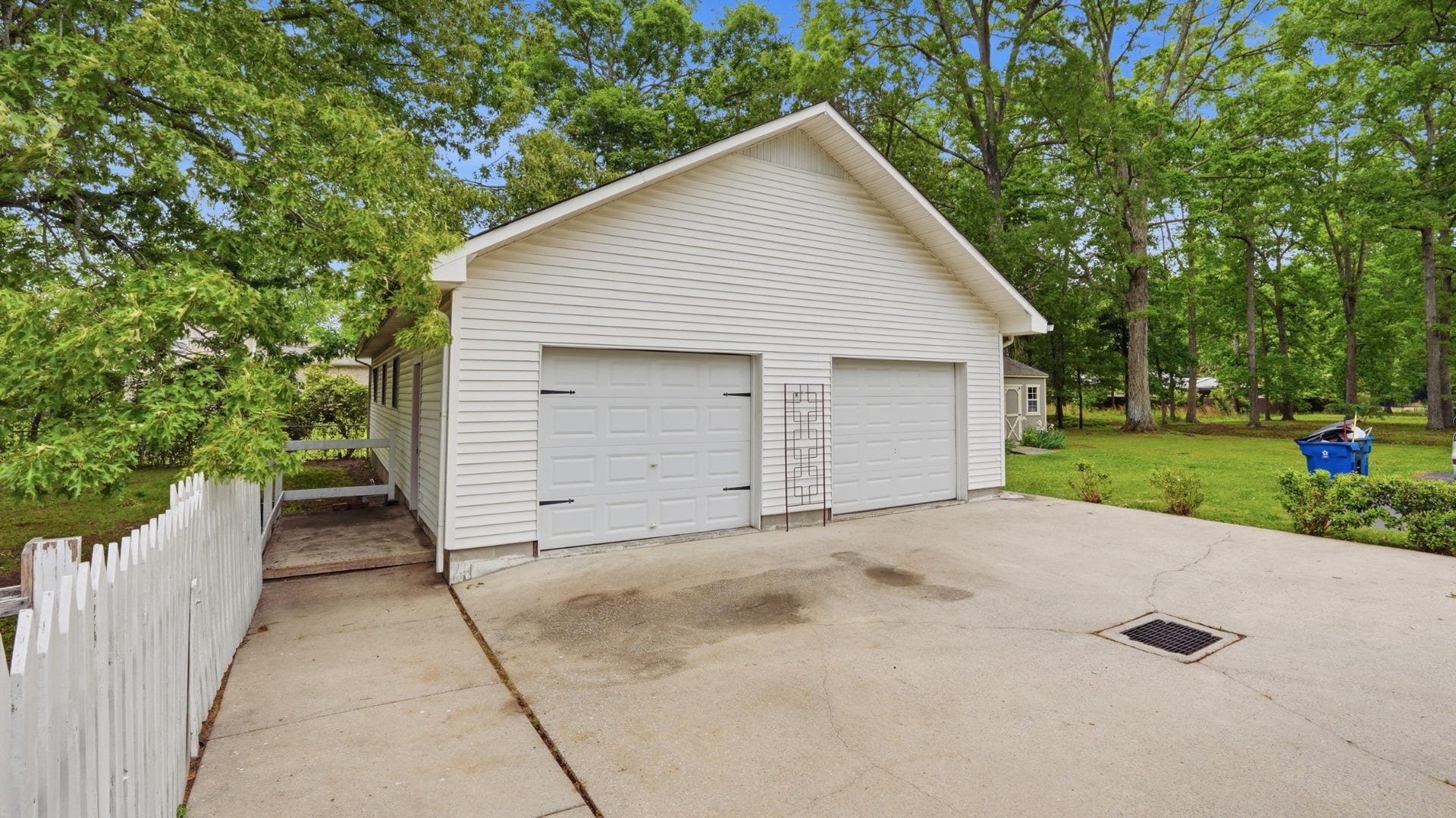 1205 Woodcrest Dr, Manchester, TN 37355 1205 Woodcrest Dr, Manchester, TN 37355