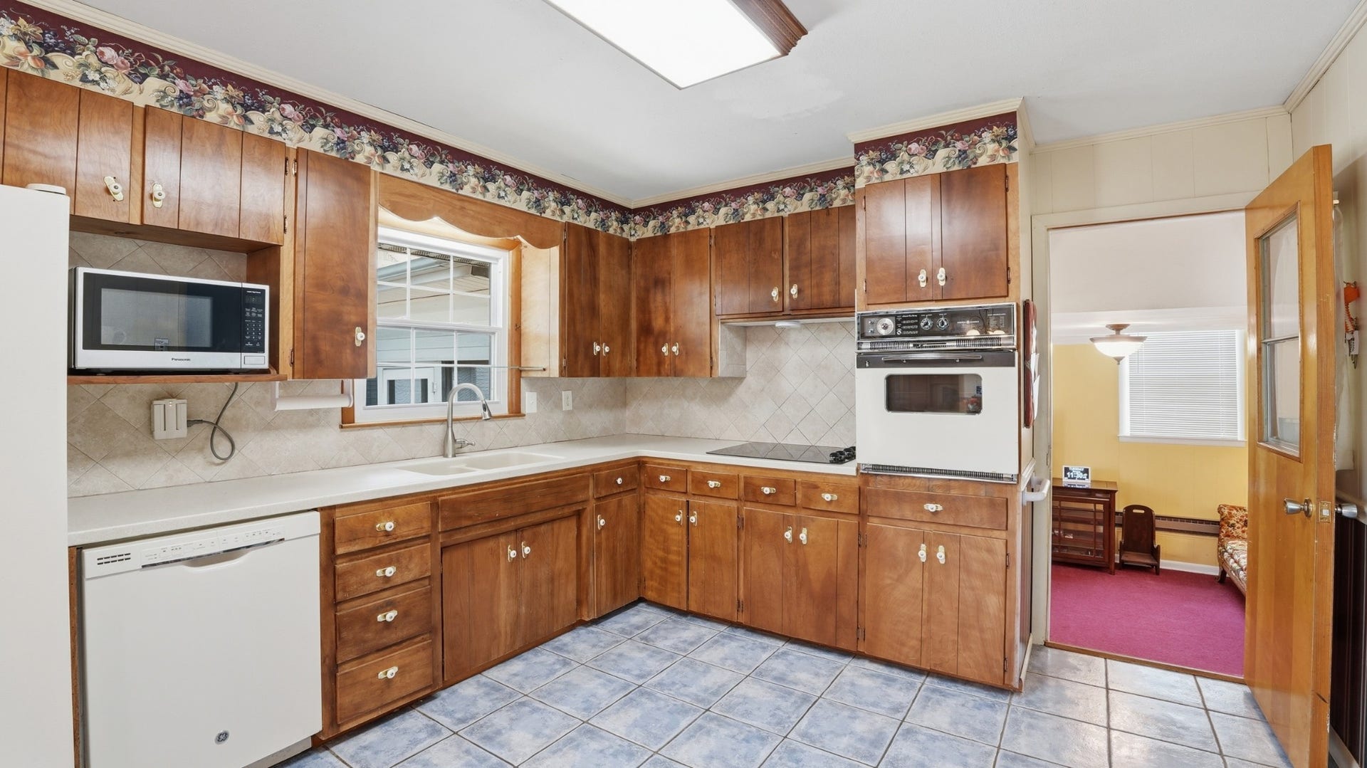 1205 Woodcrest Dr, Manchester, TN 37355 1205 Woodcrest Dr, Manchester, TN 37355