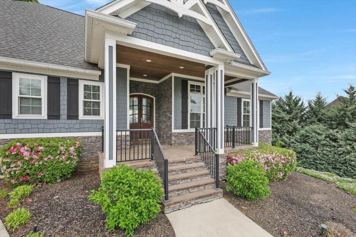 6201 Breezy Hollow Lane, Harrison, TN 37341 6201 Breezy Hollow Lane, Harrison, TN 37341