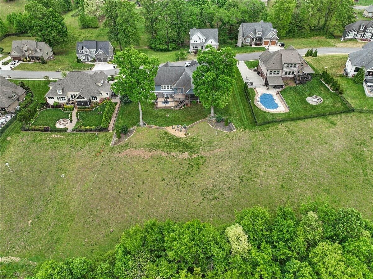 6201 Breezy Hollow Lane, Harrison, TN 37341 6201 Breezy Hollow Lane, Harrison, TN 37341