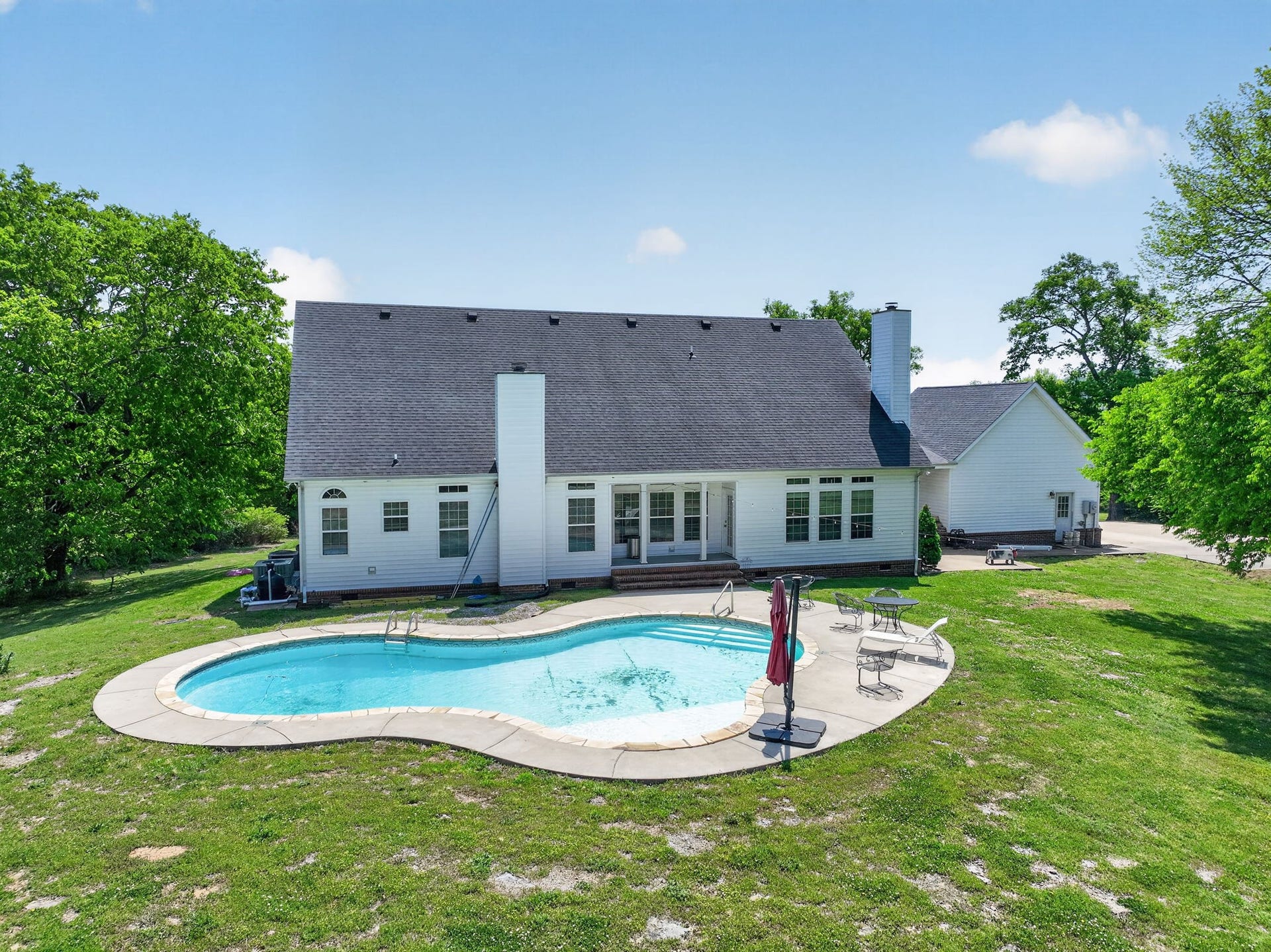 1641 Long Branch Ln, Mount Pleasant, TN 38474