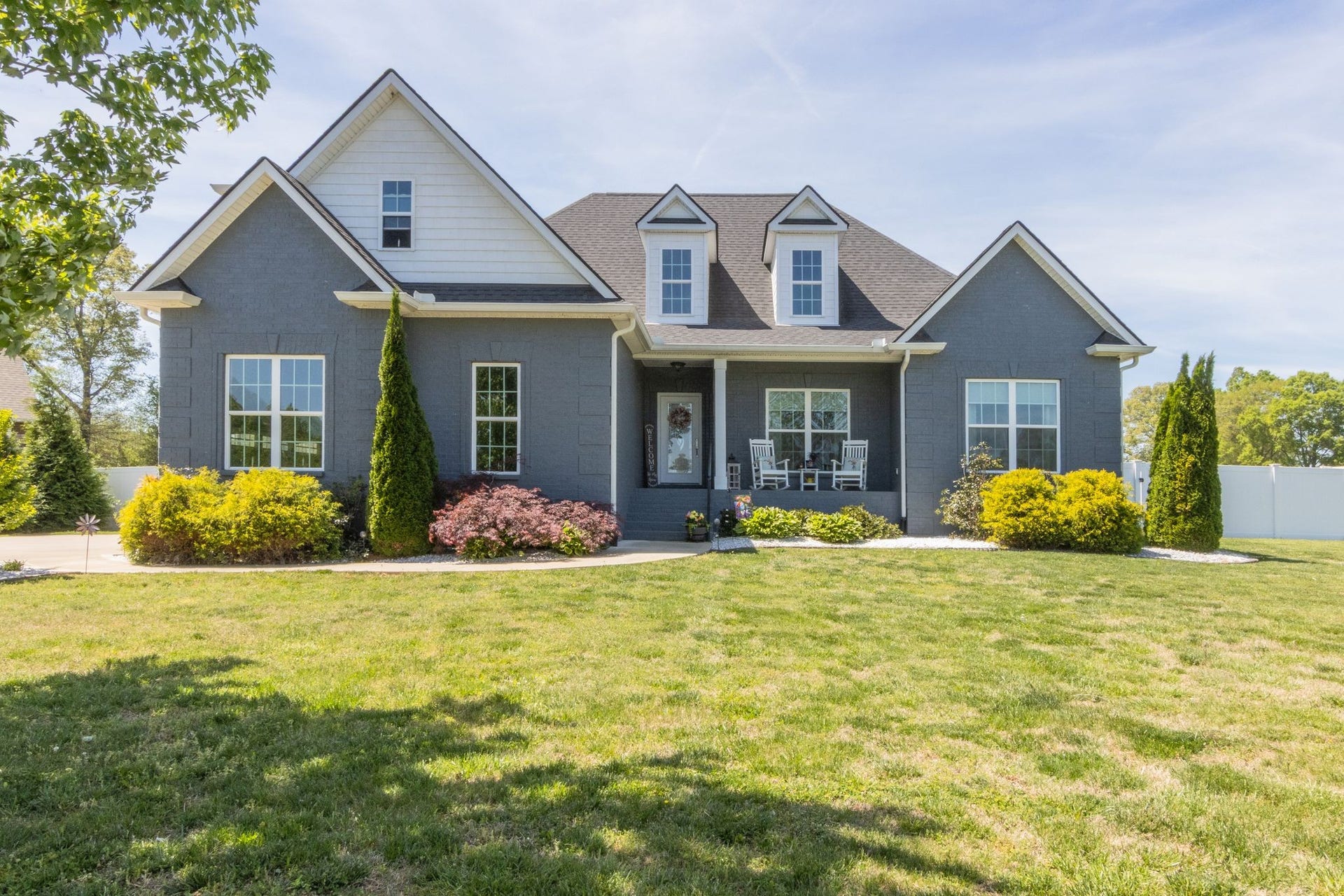 366 Lexington Cir, Manchester, TN 37355 Welcome home to 366 Lexington Circle