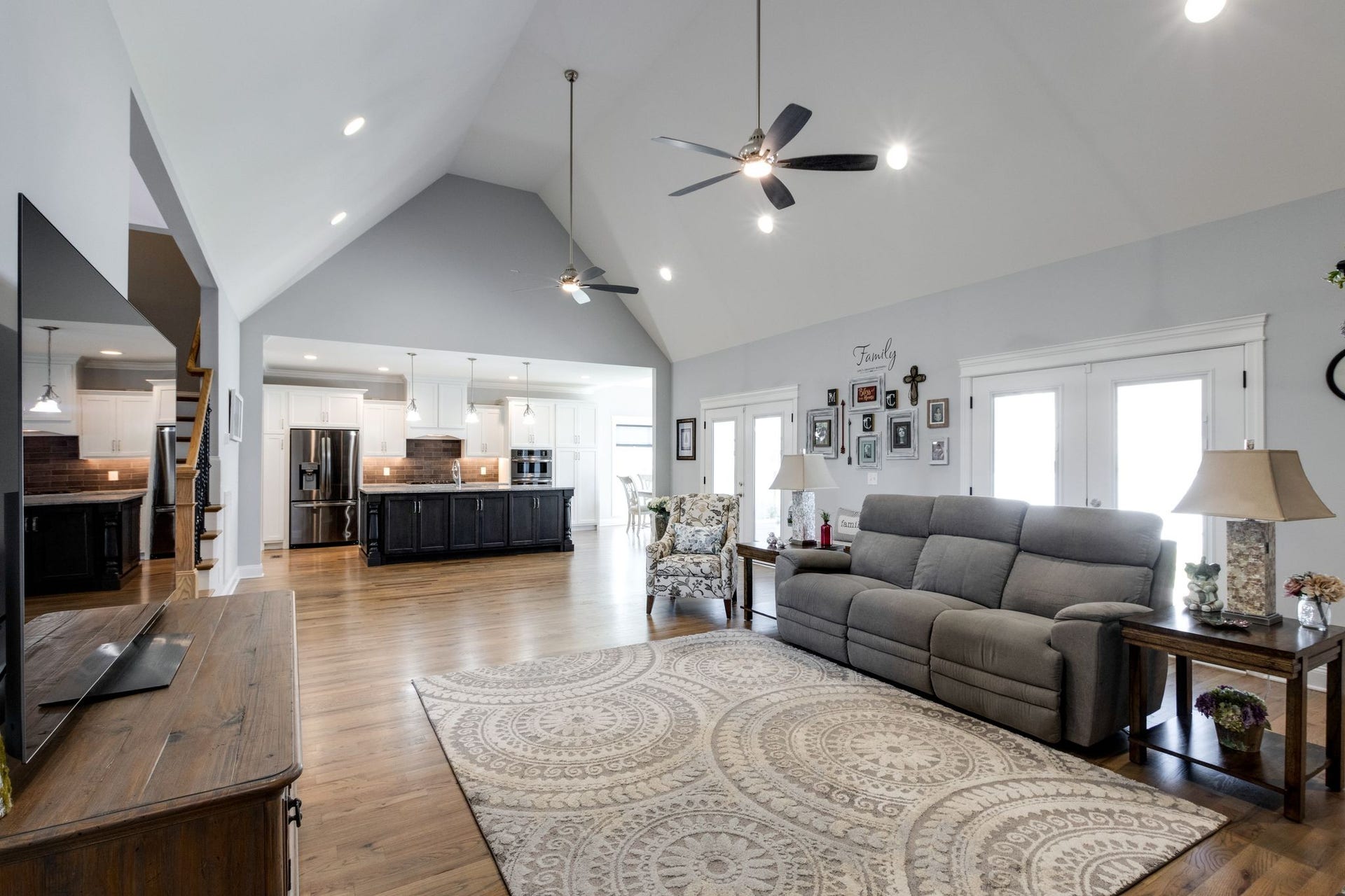 366 Lexington Cir, Manchester, TN 37355 Stunning view into your kitchen with massive island