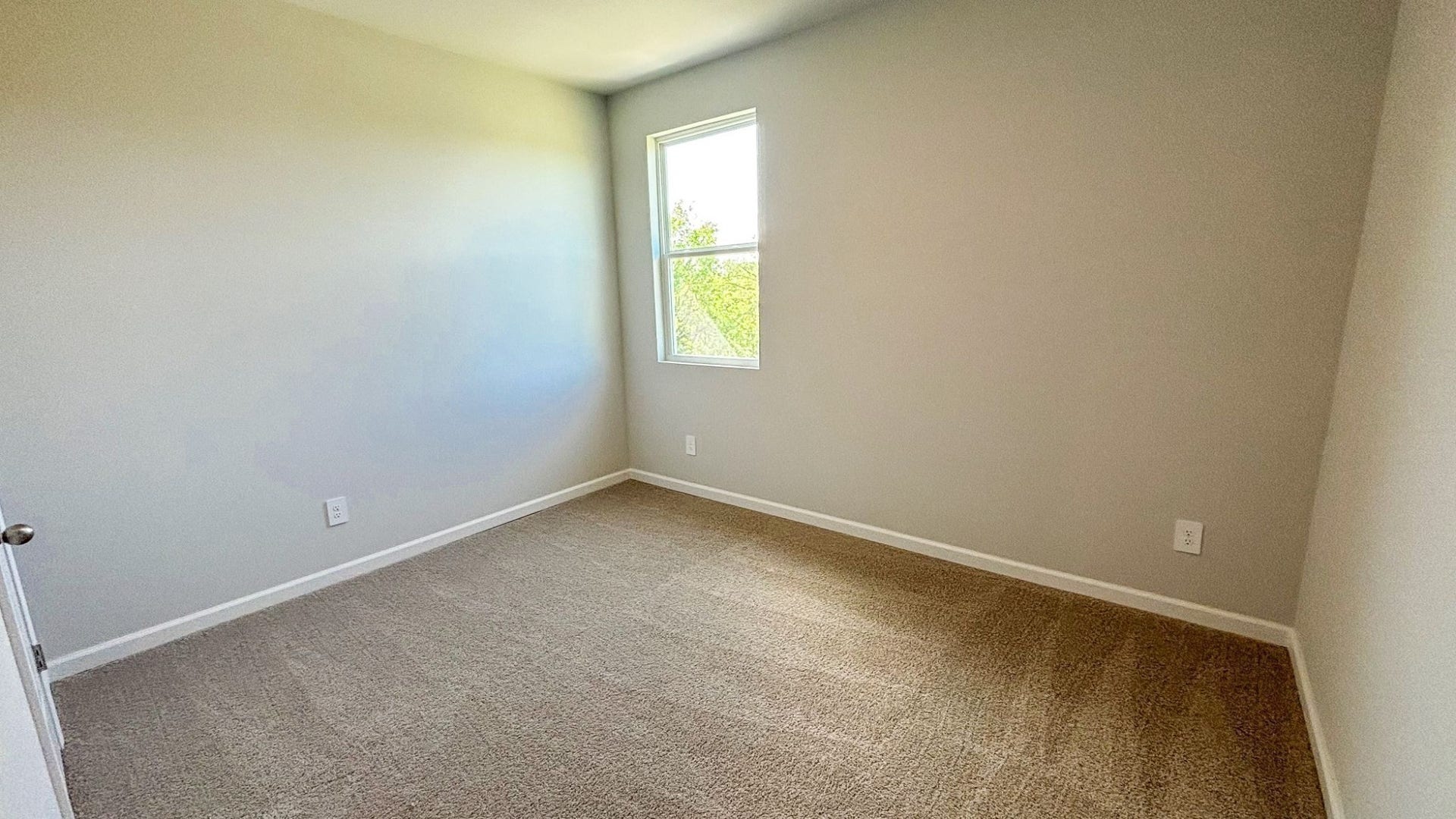 4927 Sandringham Lane, Murfreesboro, TN 37129 Not of actual home