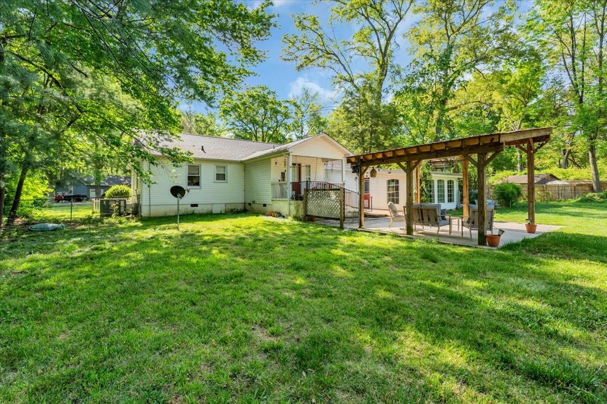 1006 Evins St, Manchester, TN 37355 1006 Evins St, Manchester, TN 37355