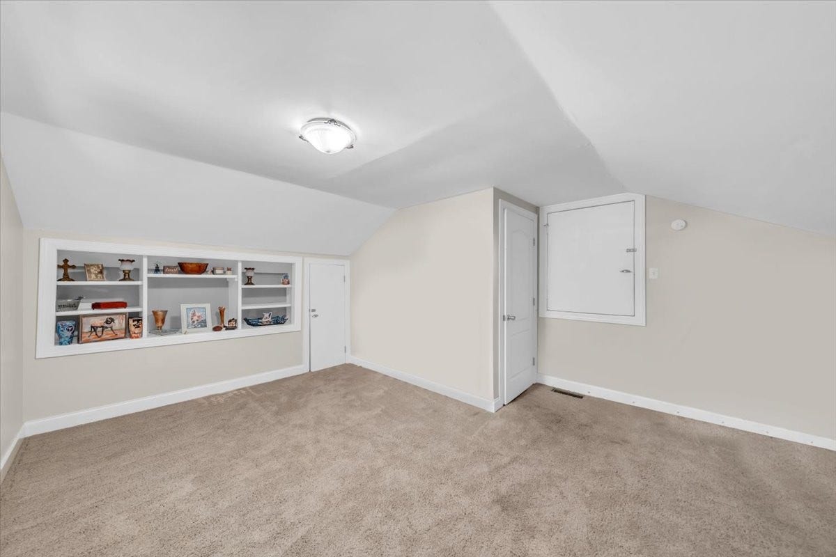 1006 Evins St, Manchester, TN 37355 1006 Evins St, Manchester, TN 37355