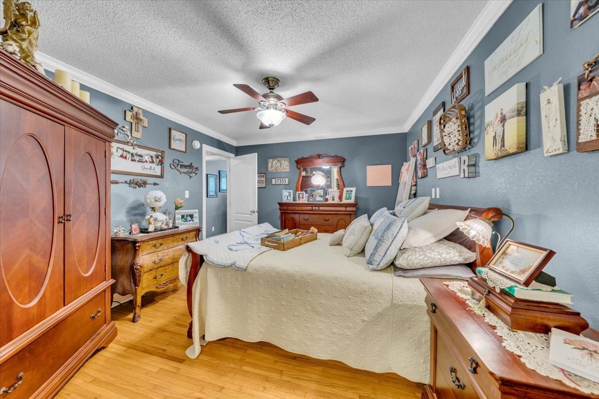 1006 Evins St, Manchester, TN 37355 1006 Evins St, Manchester, TN 37355