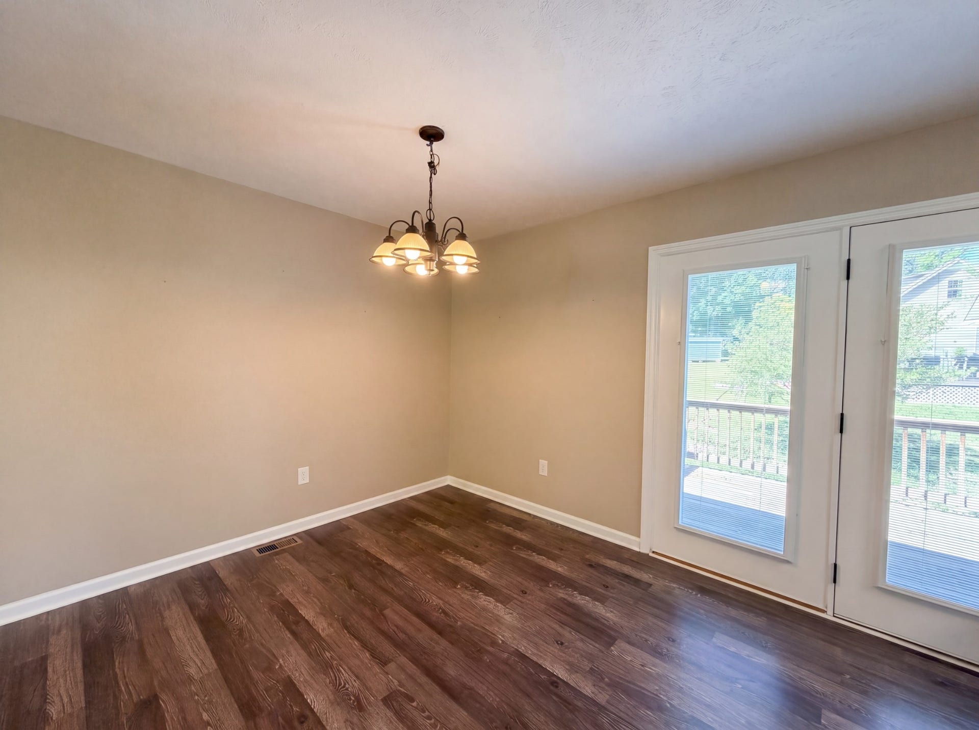 340 Elm Ave, Lewisburg, TN 37091 340 Elm Ave, Lewisburg, TN 37091