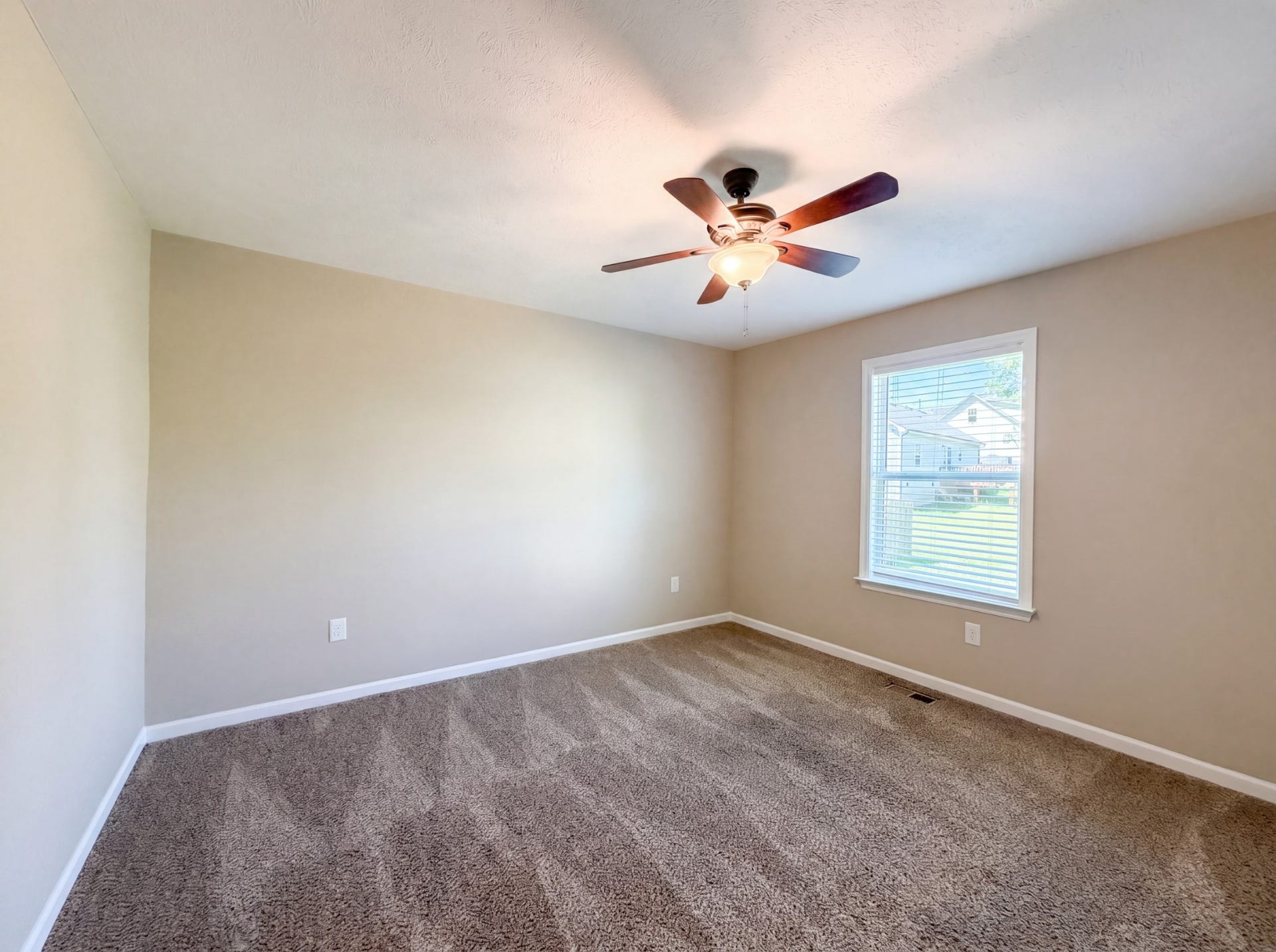 340 Elm Ave, Lewisburg, TN 37091 340 Elm Ave, Lewisburg, TN 37091